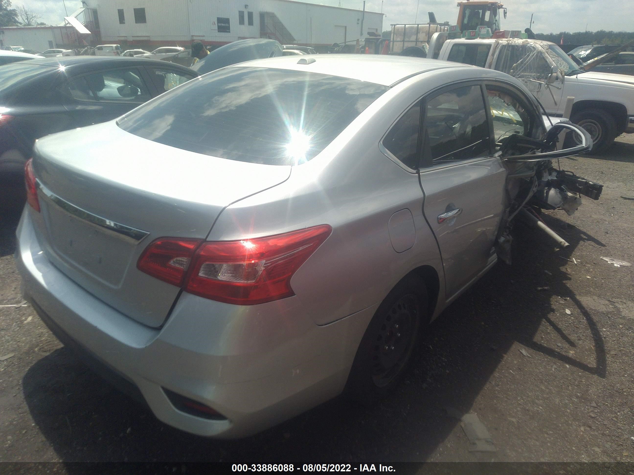 Photo 3 VIN: 3N1AB7AP4HL664449 - NISSAN SENTRA 