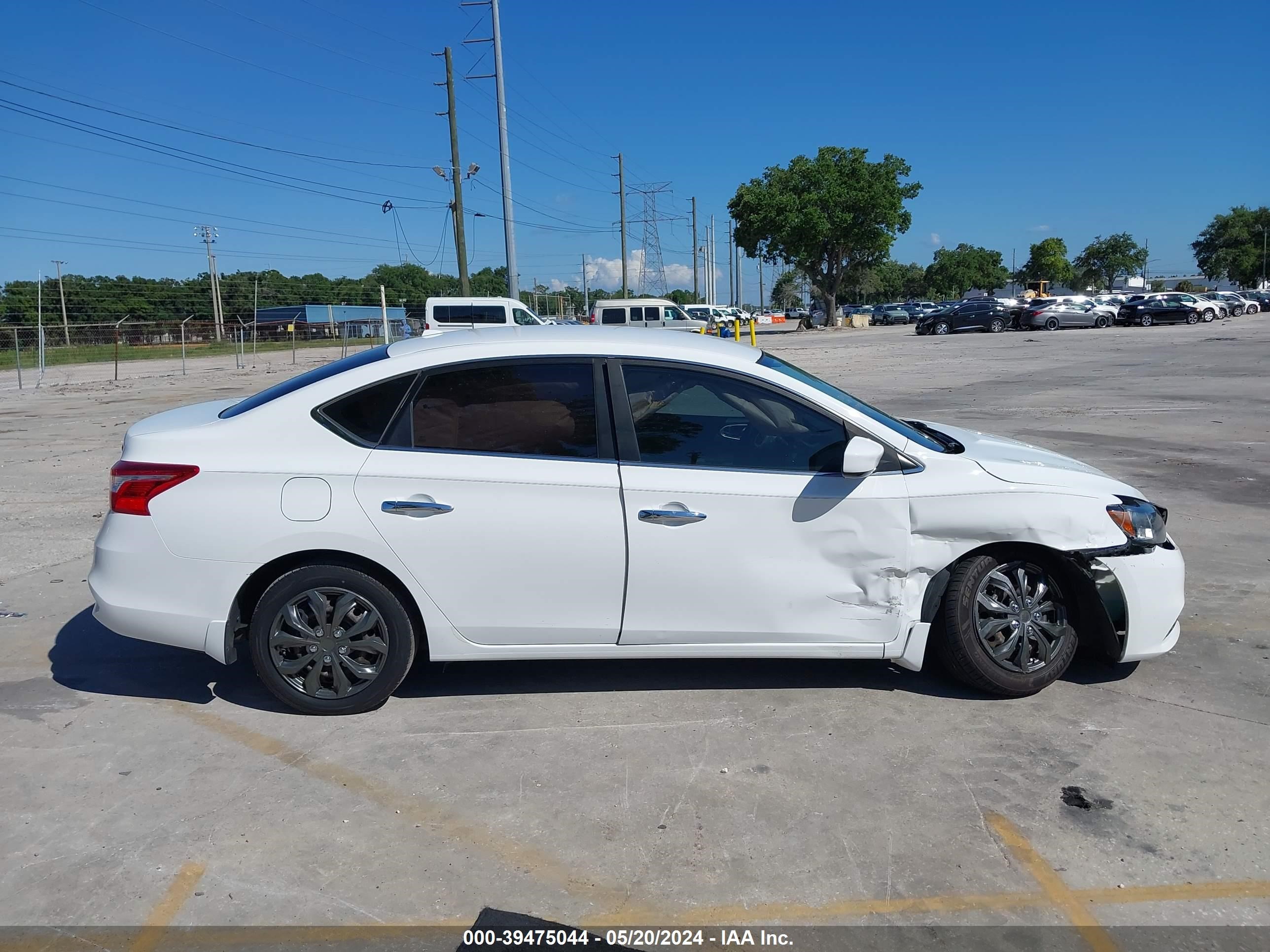 Photo 12 VIN: 3N1AB7AP4HY238442 - NISSAN SENTRA 