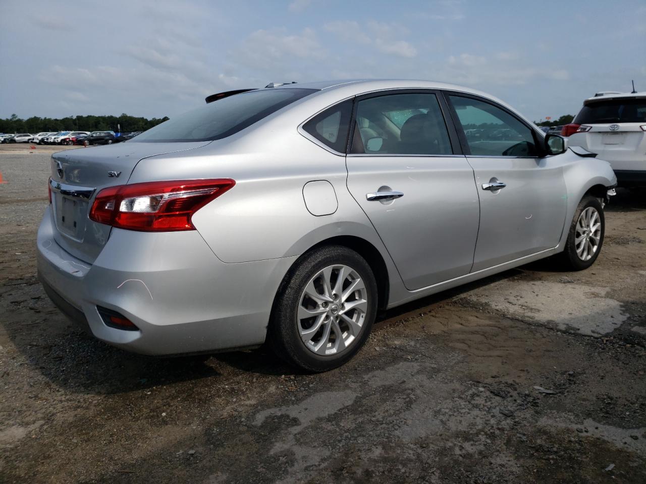 Photo 2 VIN: 3N1AB7AP4HY337990 - NISSAN SENTRA 