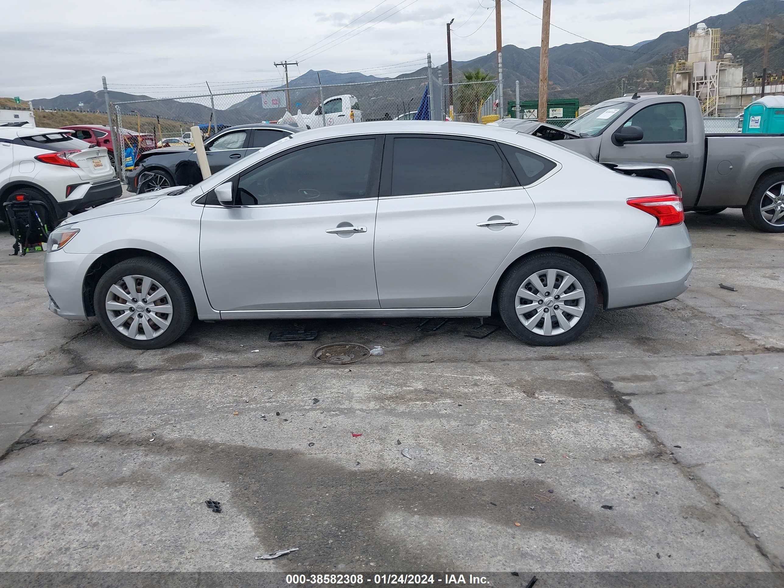 Photo 13 VIN: 3N1AB7AP4HY349346 - NISSAN SENTRA 