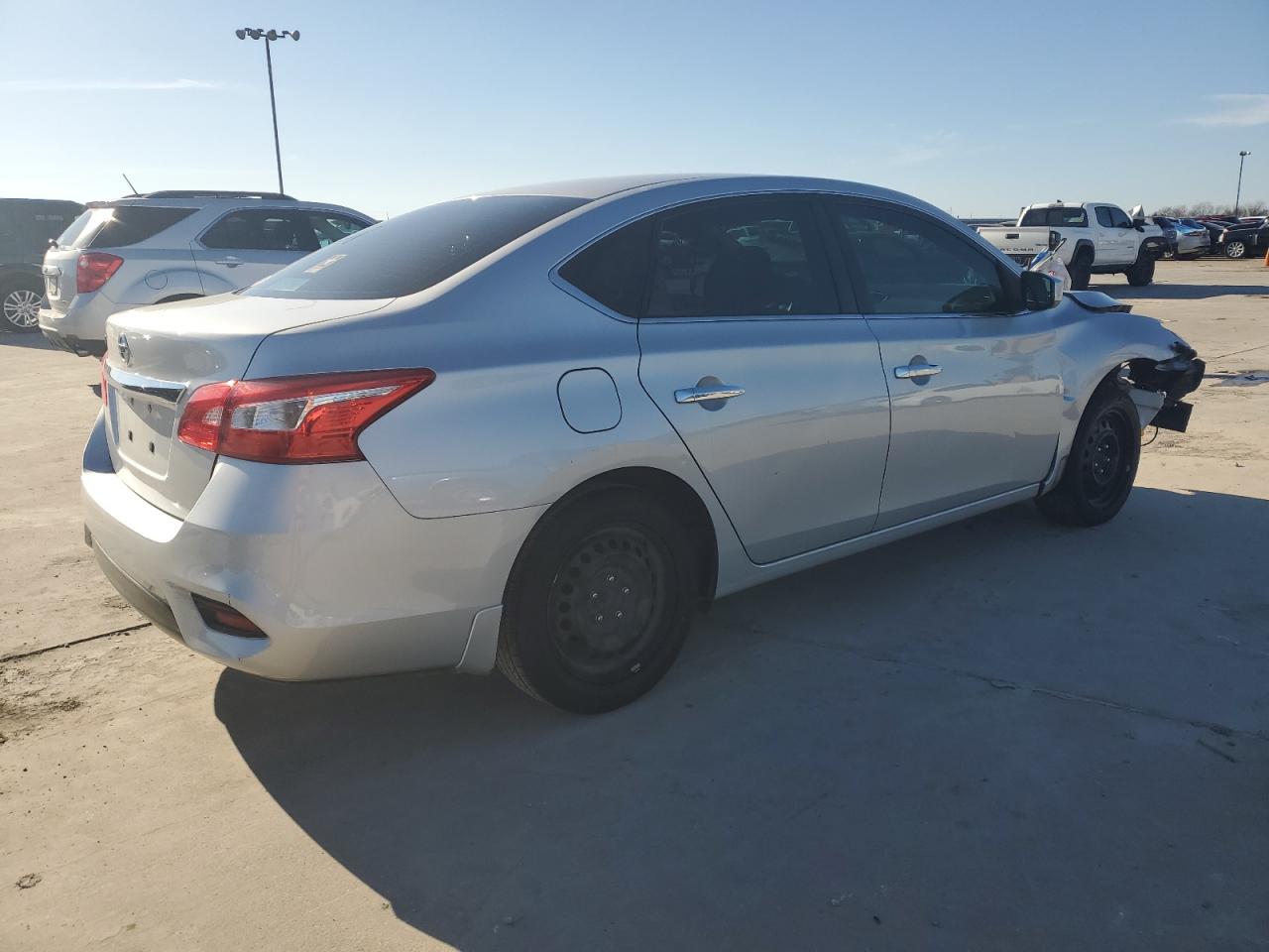 Photo 2 VIN: 3N1AB7AP4HY373680 - NISSAN SENTRA 