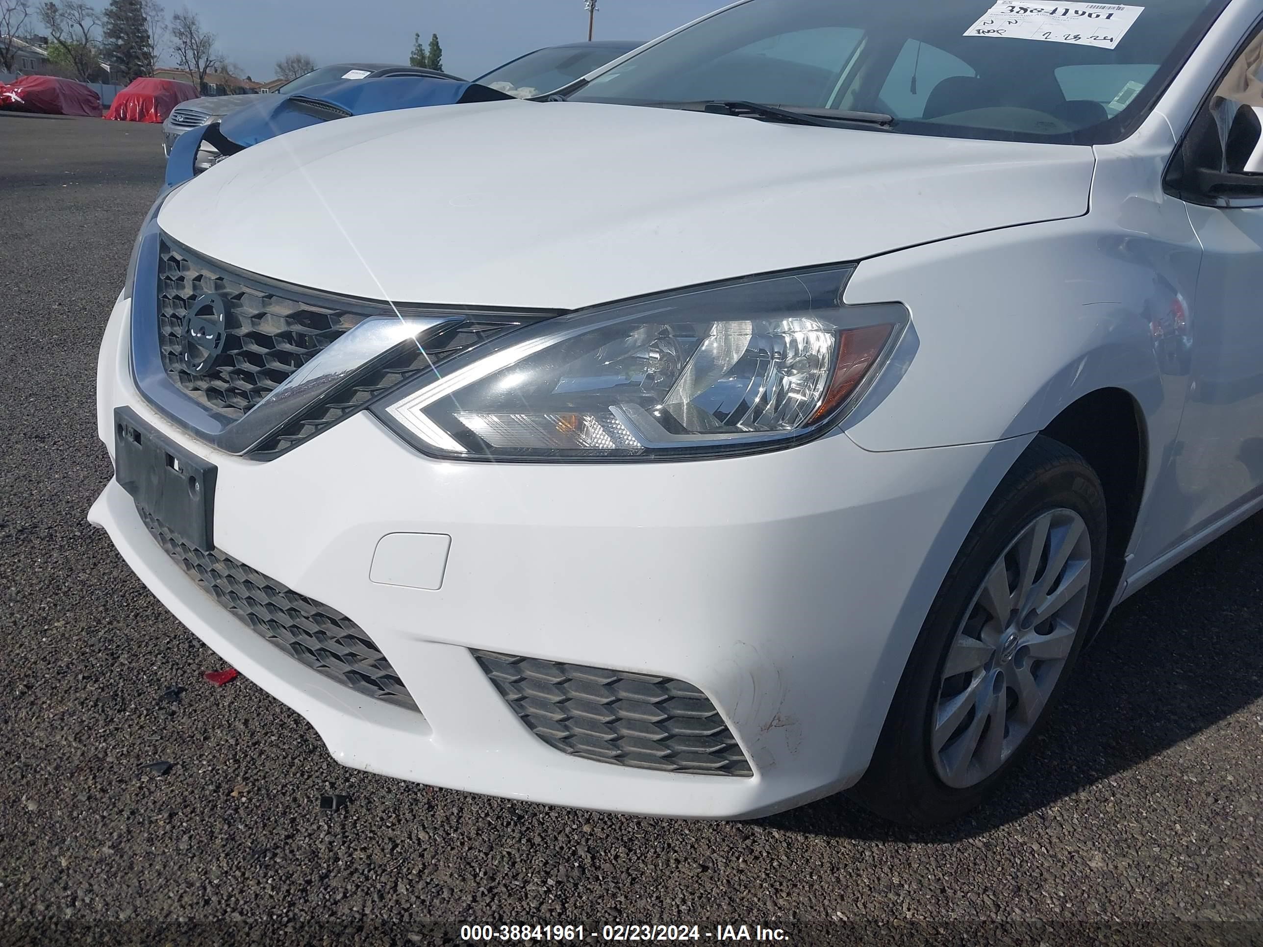 Photo 6 VIN: 3N1AB7AP4HY399650 - NISSAN SENTRA 