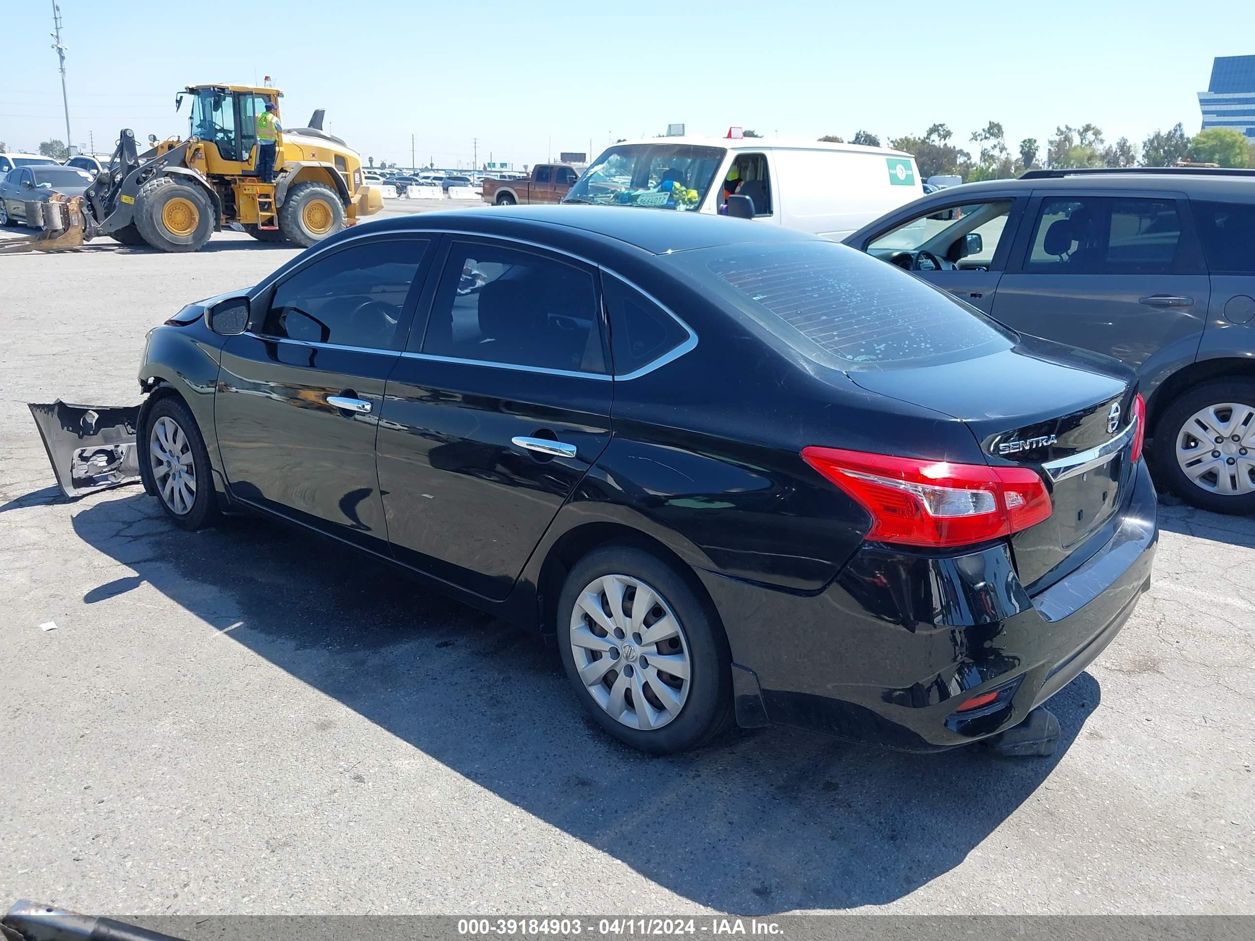 Photo 2 VIN: 3N1AB7AP4JY211716 - NISSAN SENTRA 