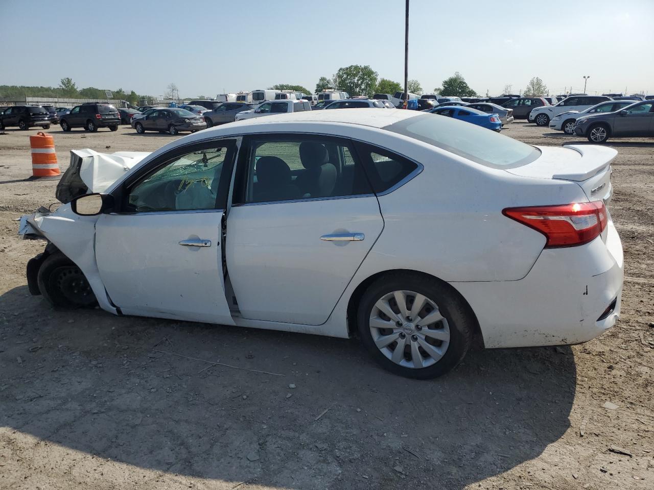 Photo 1 VIN: 3N1AB7AP4JY235434 - NISSAN SENTRA 