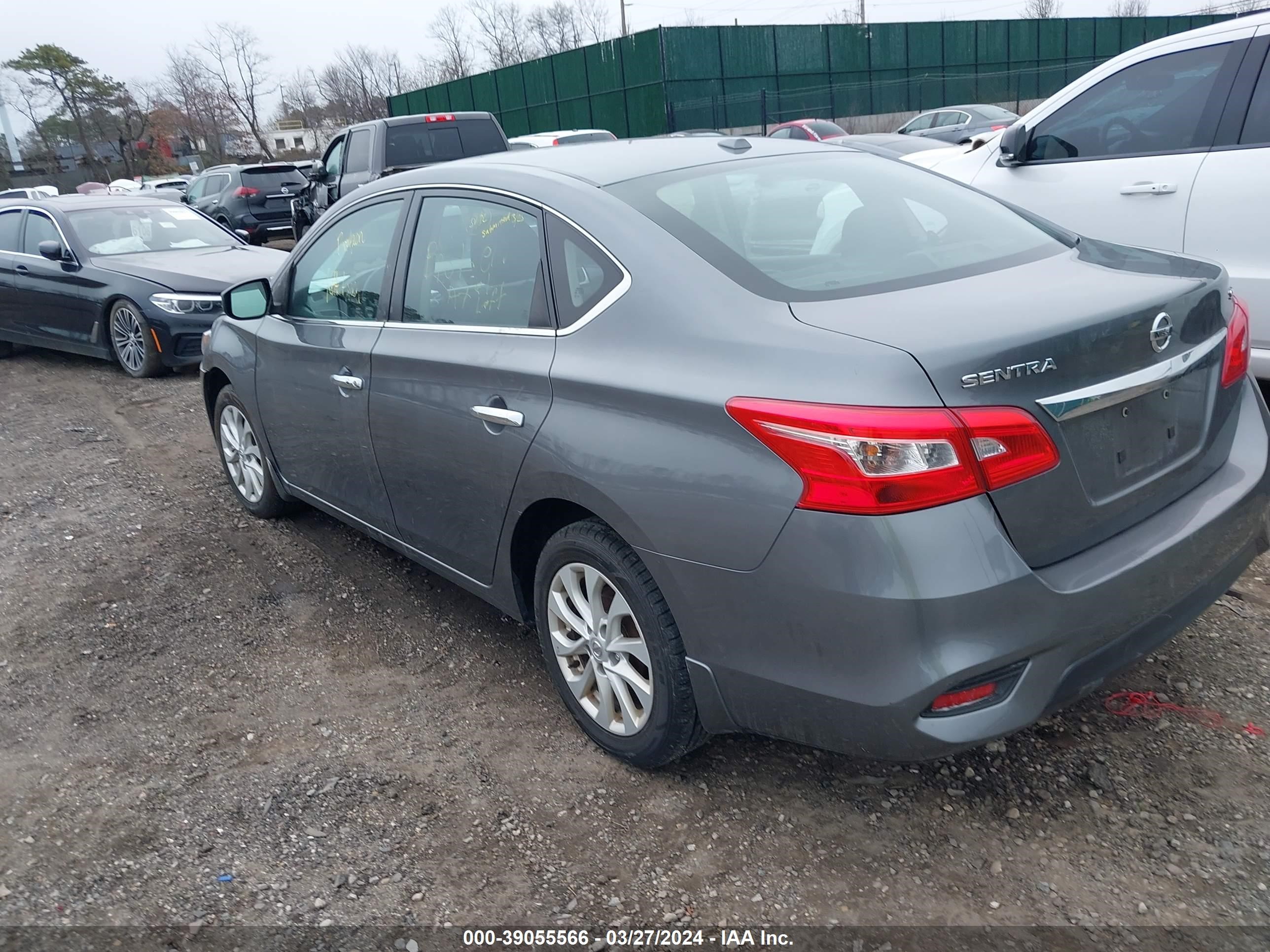 Photo 2 VIN: 3N1AB7AP4JY237393 - NISSAN SENTRA 