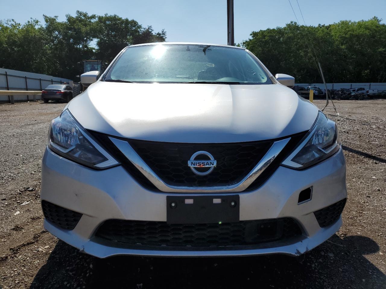 Photo 4 VIN: 3N1AB7AP4JY239631 - NISSAN SENTRA 