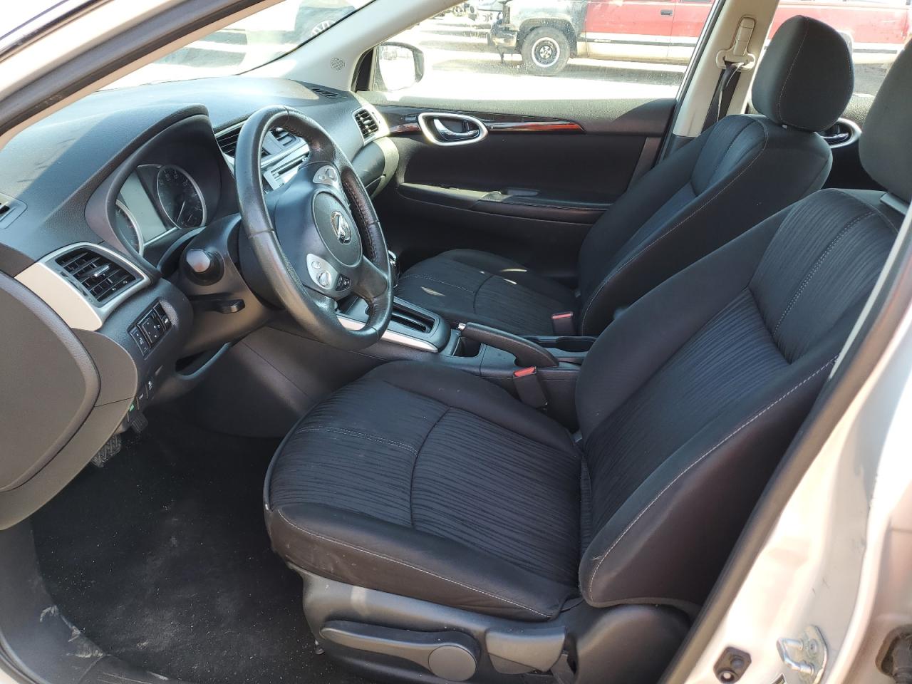 Photo 6 VIN: 3N1AB7AP4JY239631 - NISSAN SENTRA 