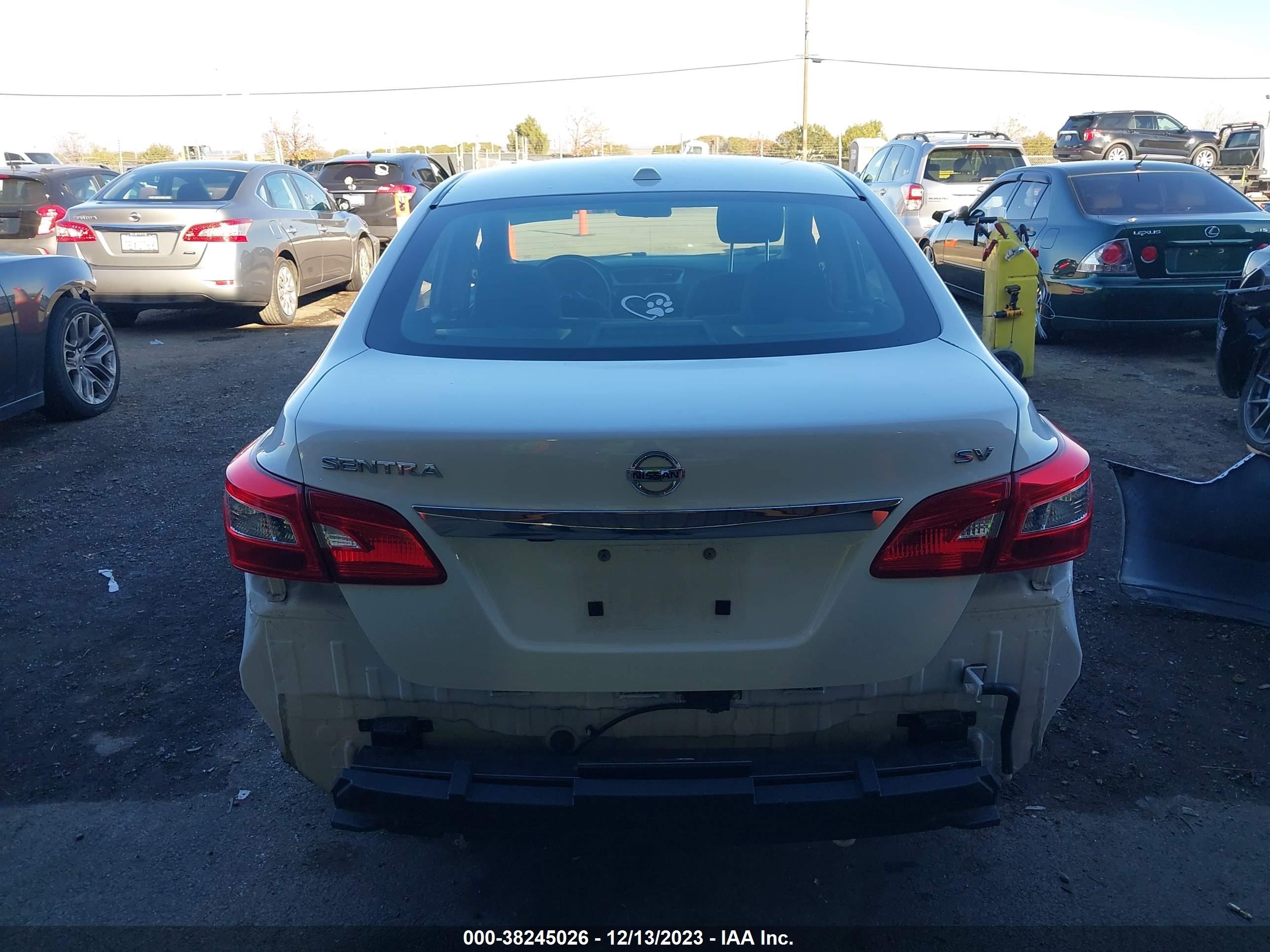 Photo 16 VIN: 3N1AB7AP4JY240567 - NISSAN SENTRA 