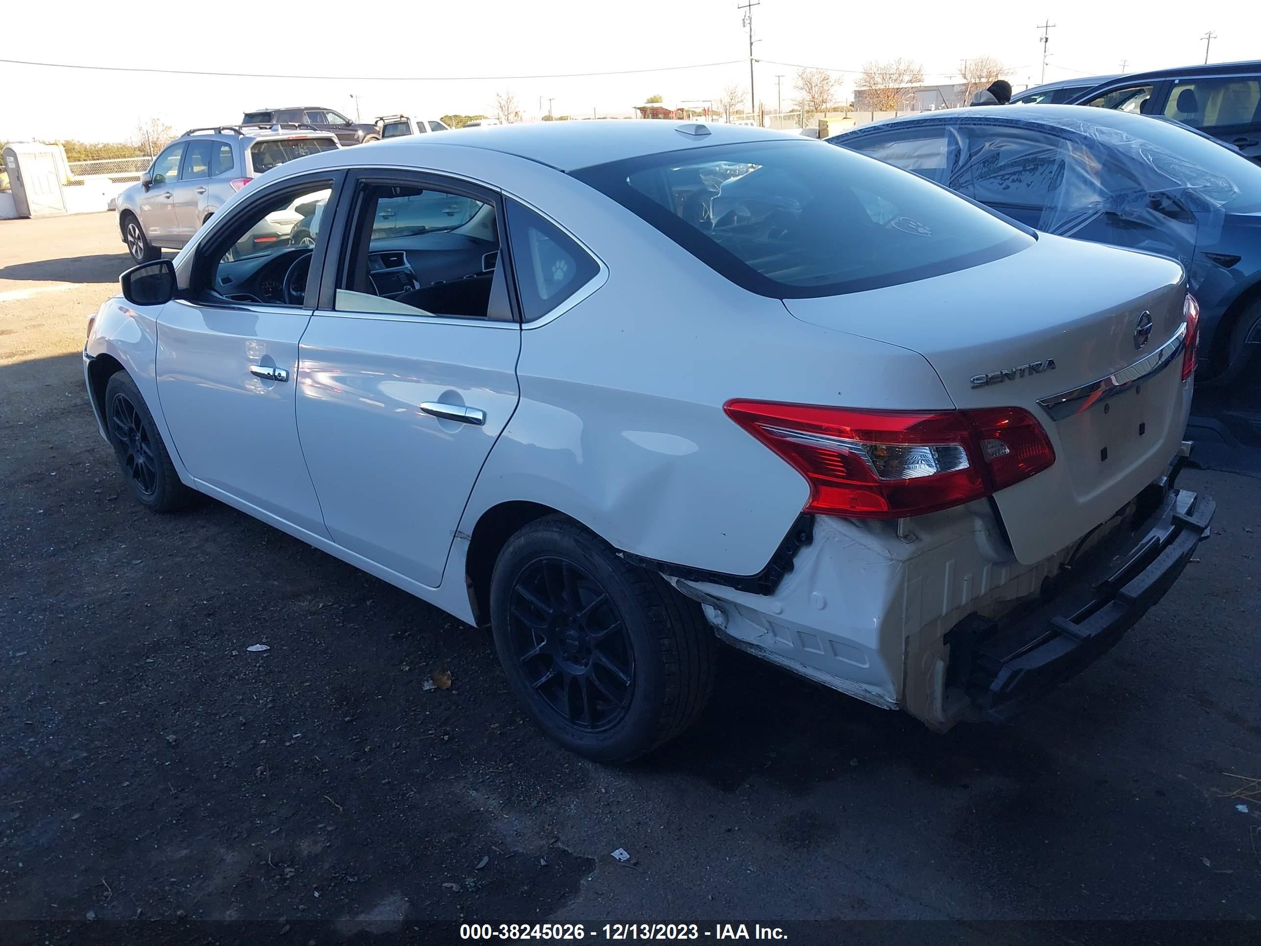 Photo 2 VIN: 3N1AB7AP4JY240567 - NISSAN SENTRA 