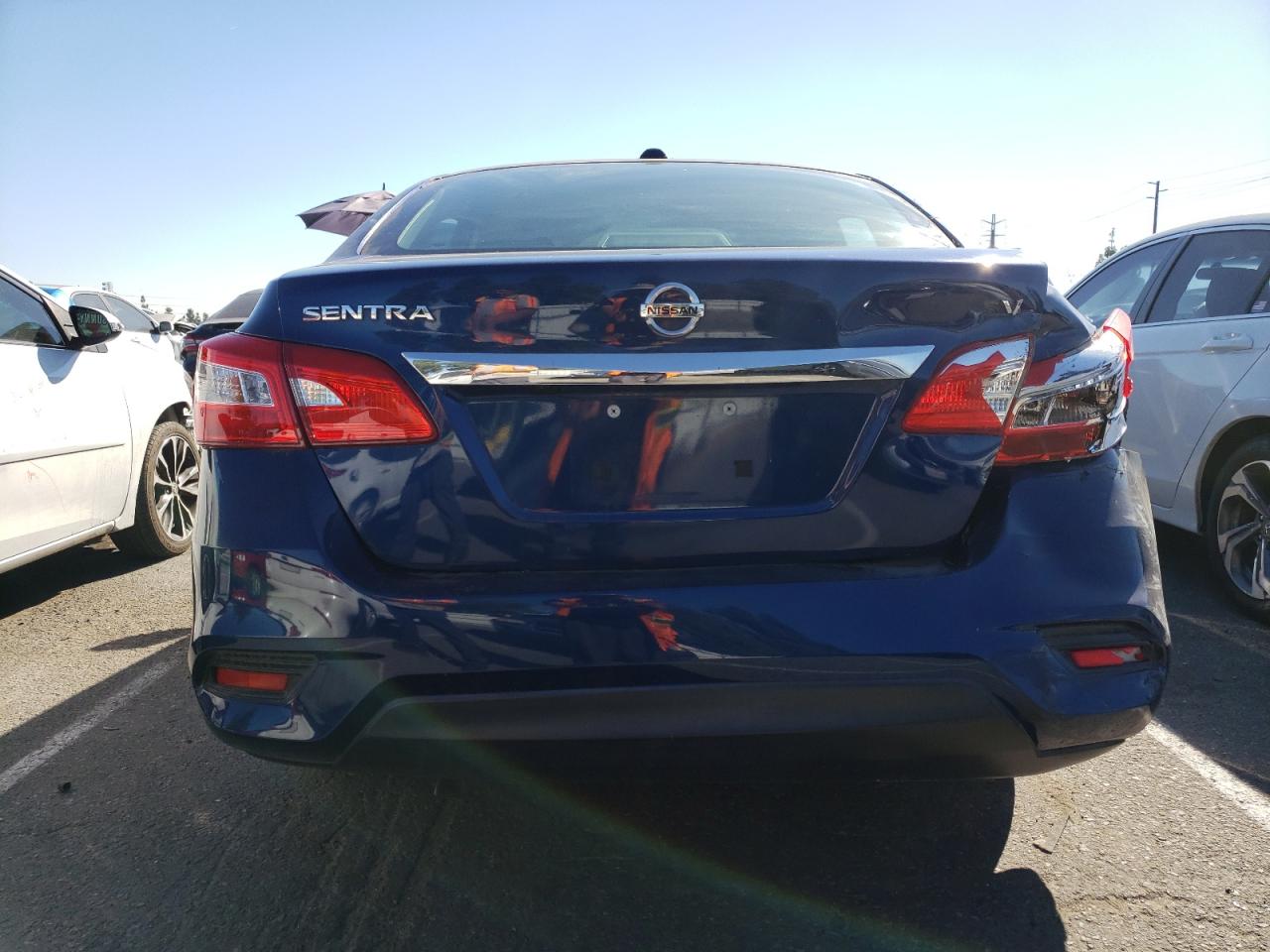 Photo 5 VIN: 3N1AB7AP4JY312755 - NISSAN SENTRA 