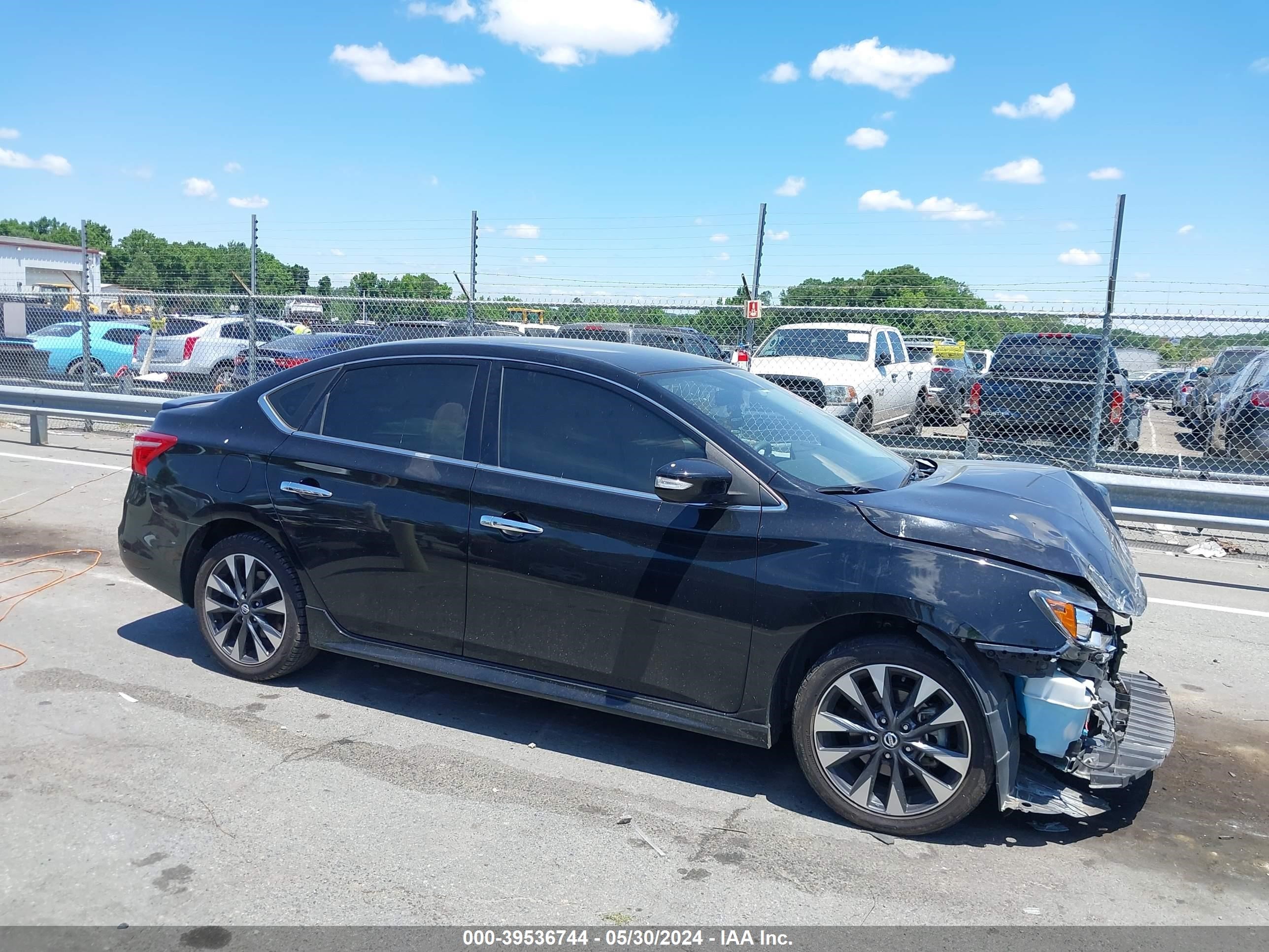 Photo 12 VIN: 3N1AB7AP4JY336070 - NISSAN SENTRA 