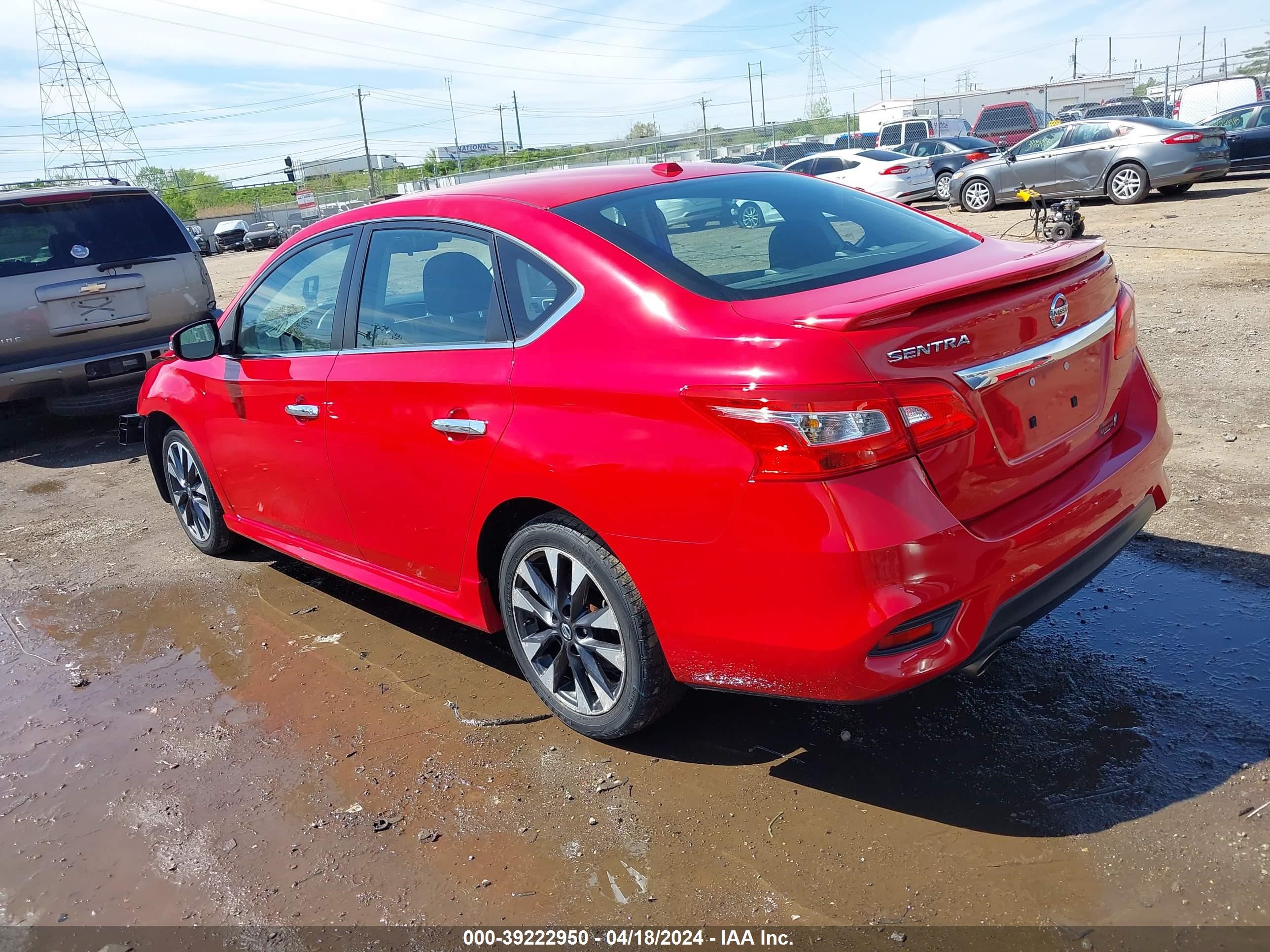 Photo 2 VIN: 3N1AB7AP4JY348705 - NISSAN SENTRA 