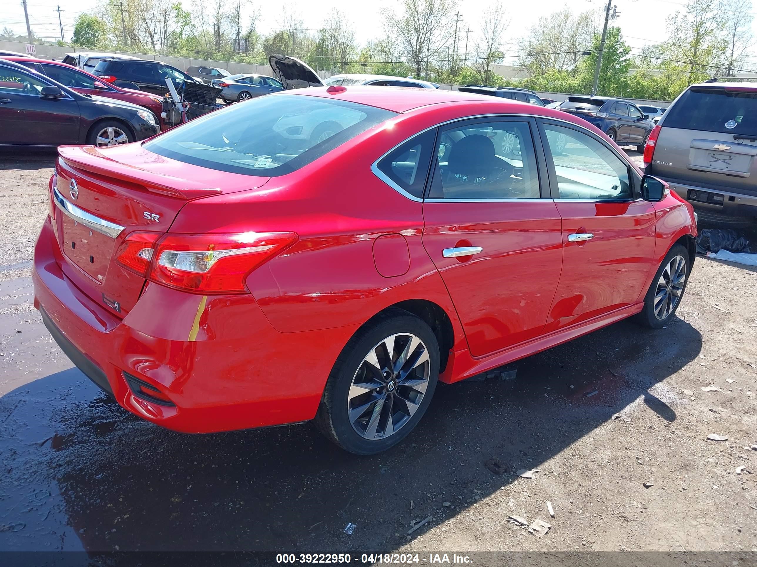 Photo 3 VIN: 3N1AB7AP4JY348705 - NISSAN SENTRA 