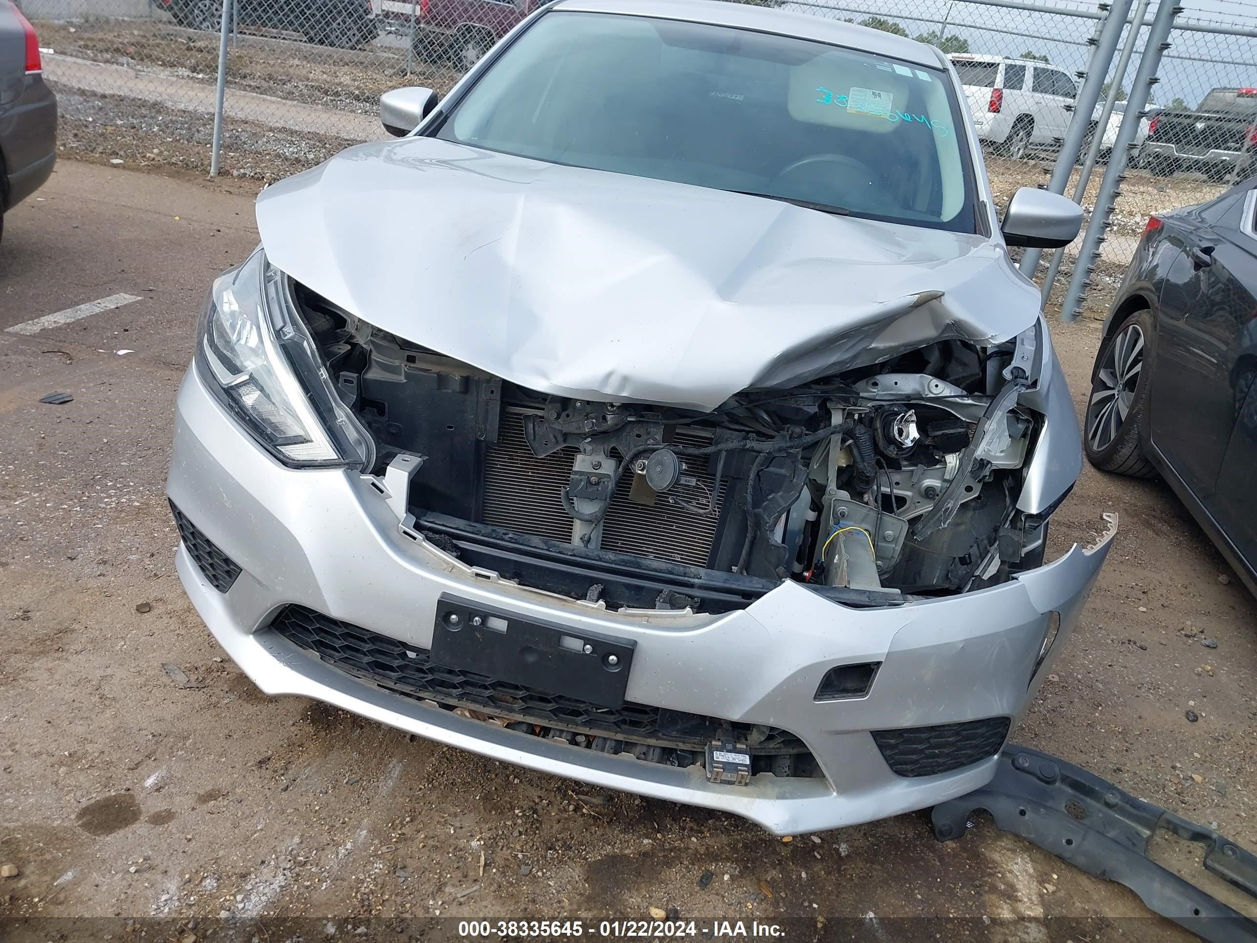 Photo 5 VIN: 3N1AB7AP4KY213743 - NISSAN SENTRA 