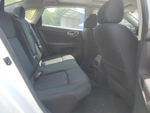 Photo 9 VIN: 3N1AB7AP4KY235371 - NISSAN SENTRA 