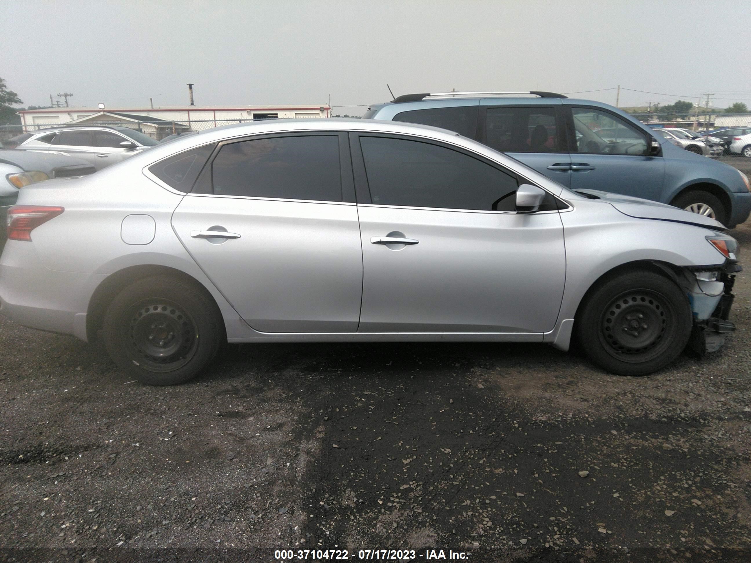 Photo 12 VIN: 3N1AB7AP4KY237850 - NISSAN SENTRA 