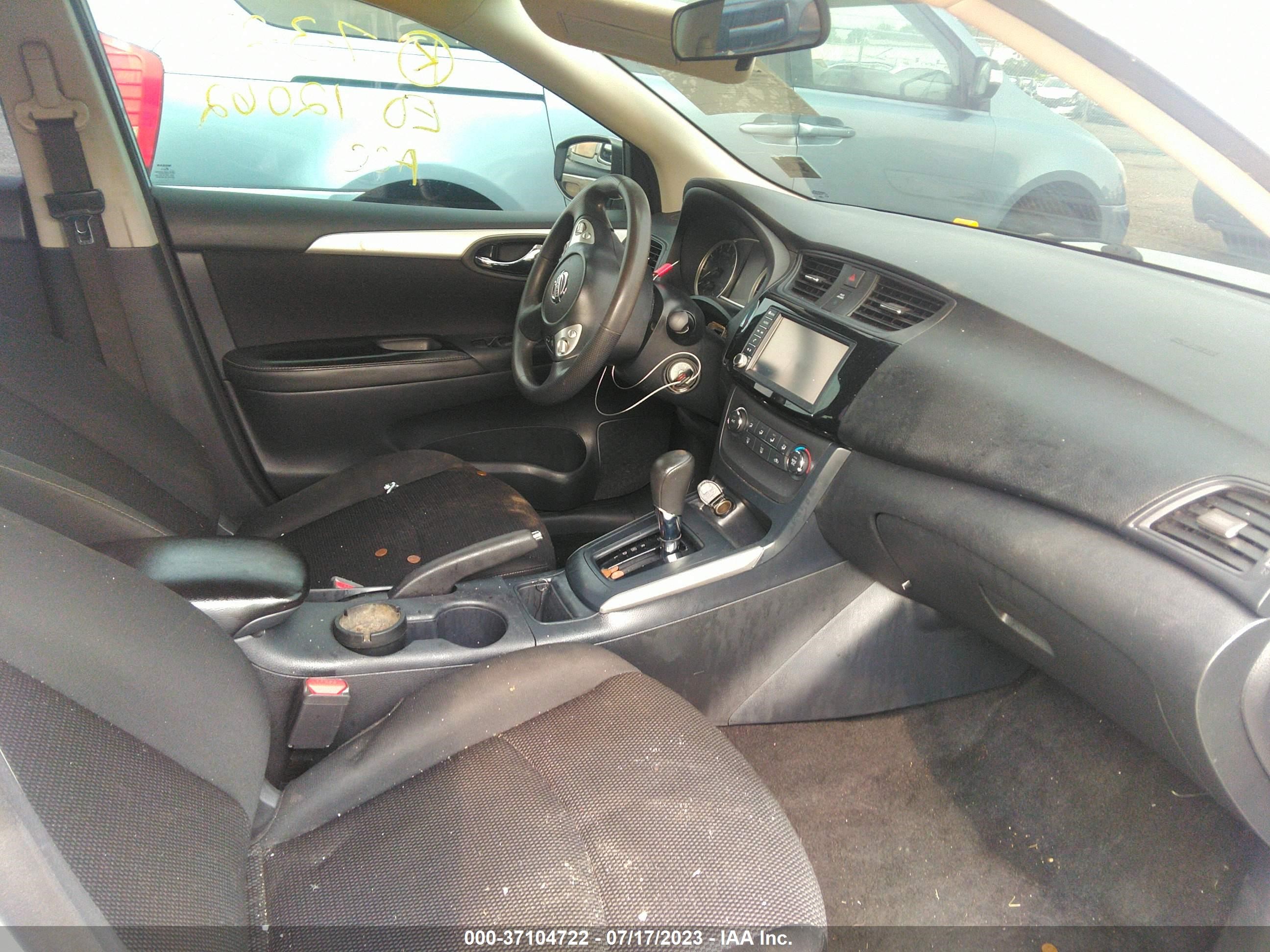 Photo 4 VIN: 3N1AB7AP4KY237850 - NISSAN SENTRA 