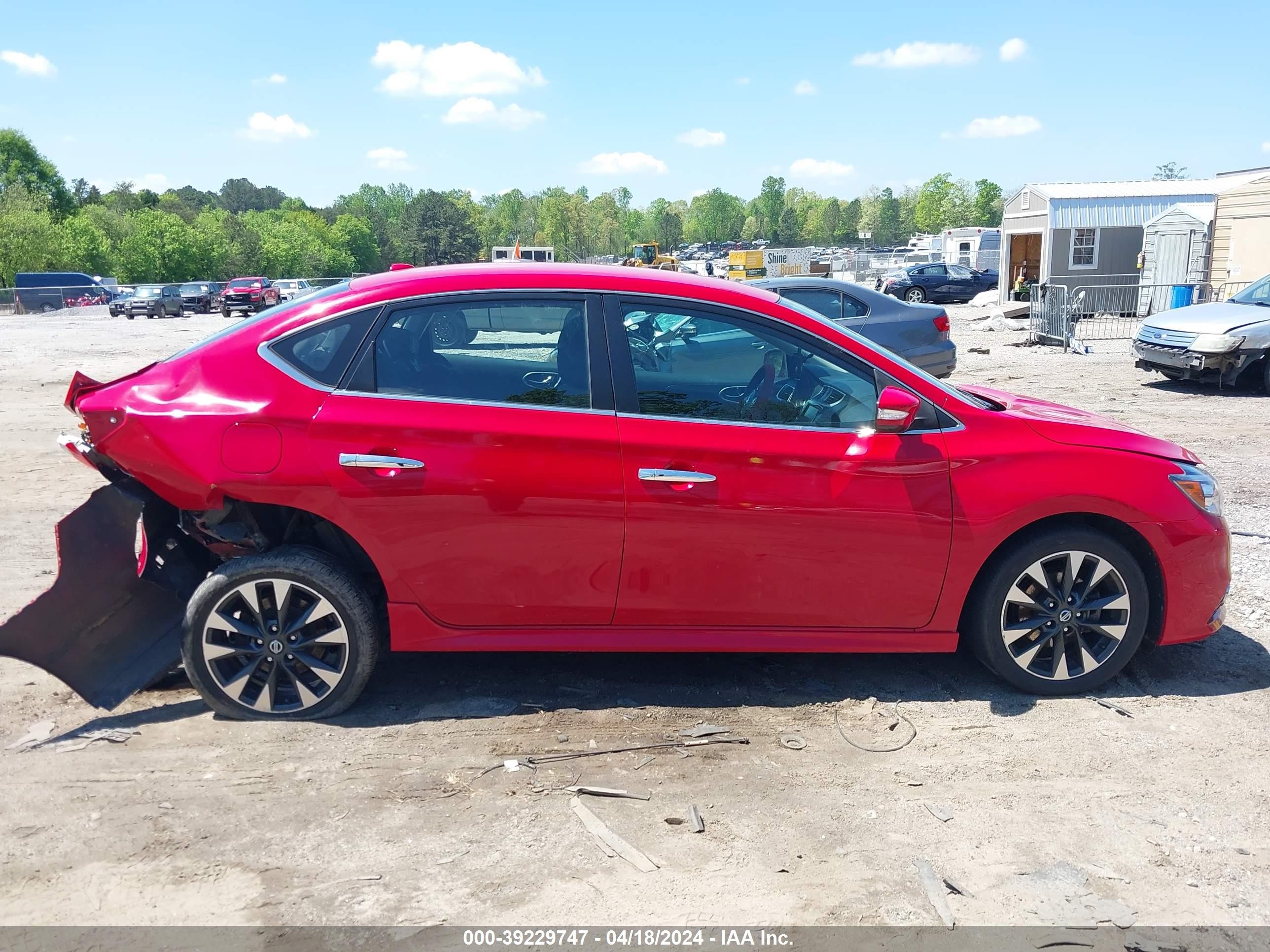 Photo 11 VIN: 3N1AB7AP4KY290466 - NISSAN SENTRA 