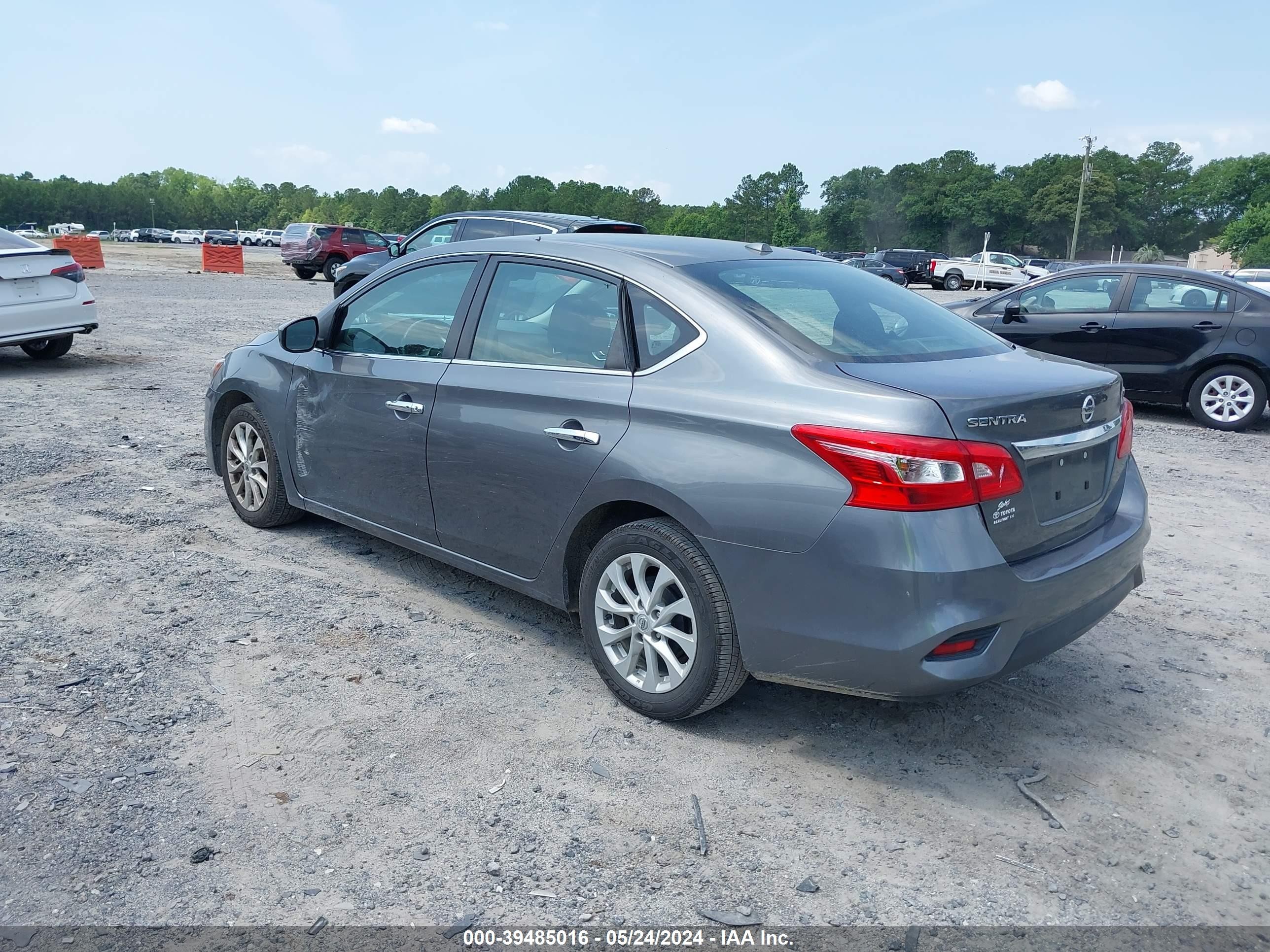 Photo 2 VIN: 3N1AB7AP4KY295716 - NISSAN SENTRA 