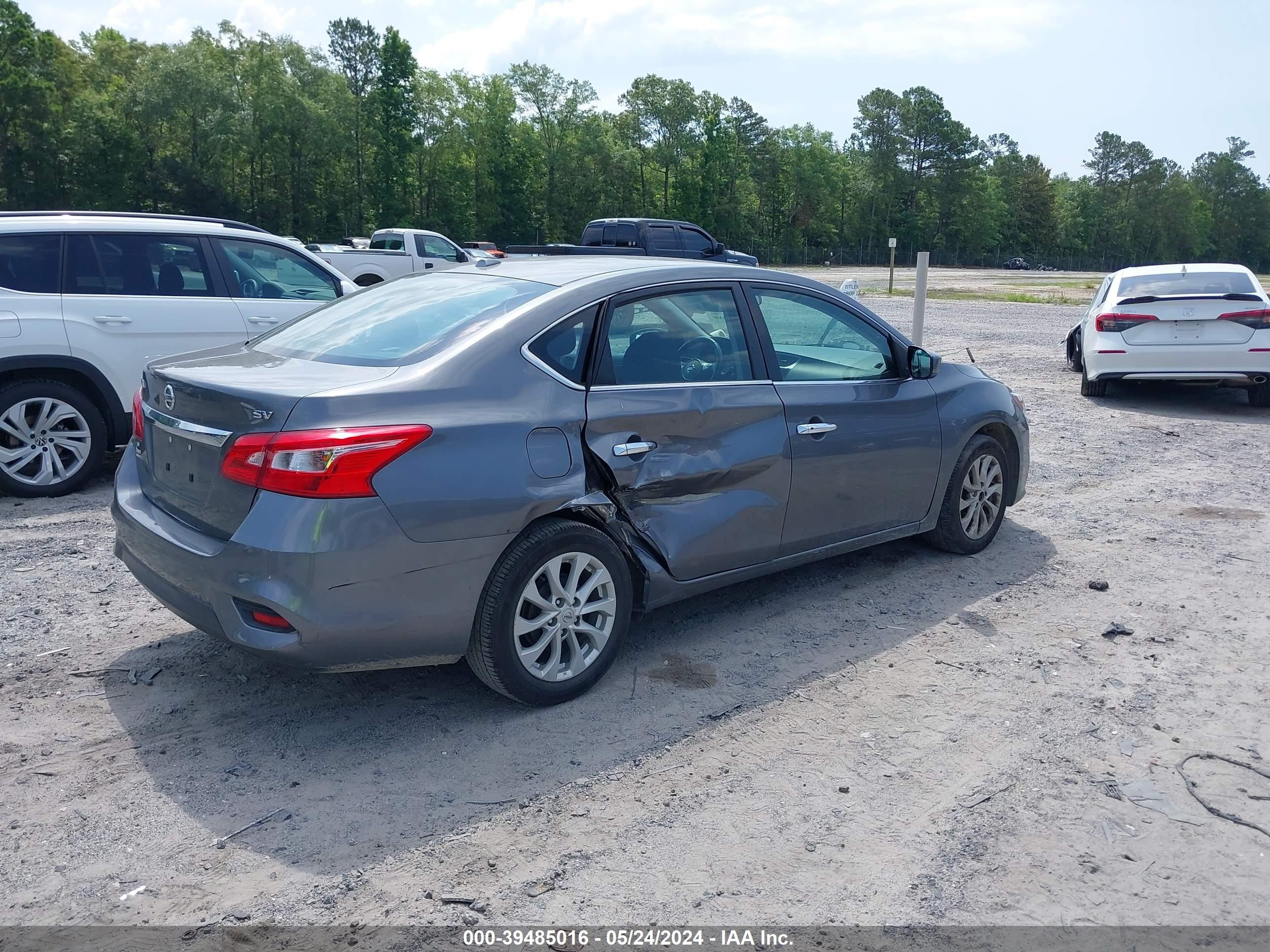 Photo 3 VIN: 3N1AB7AP4KY295716 - NISSAN SENTRA 