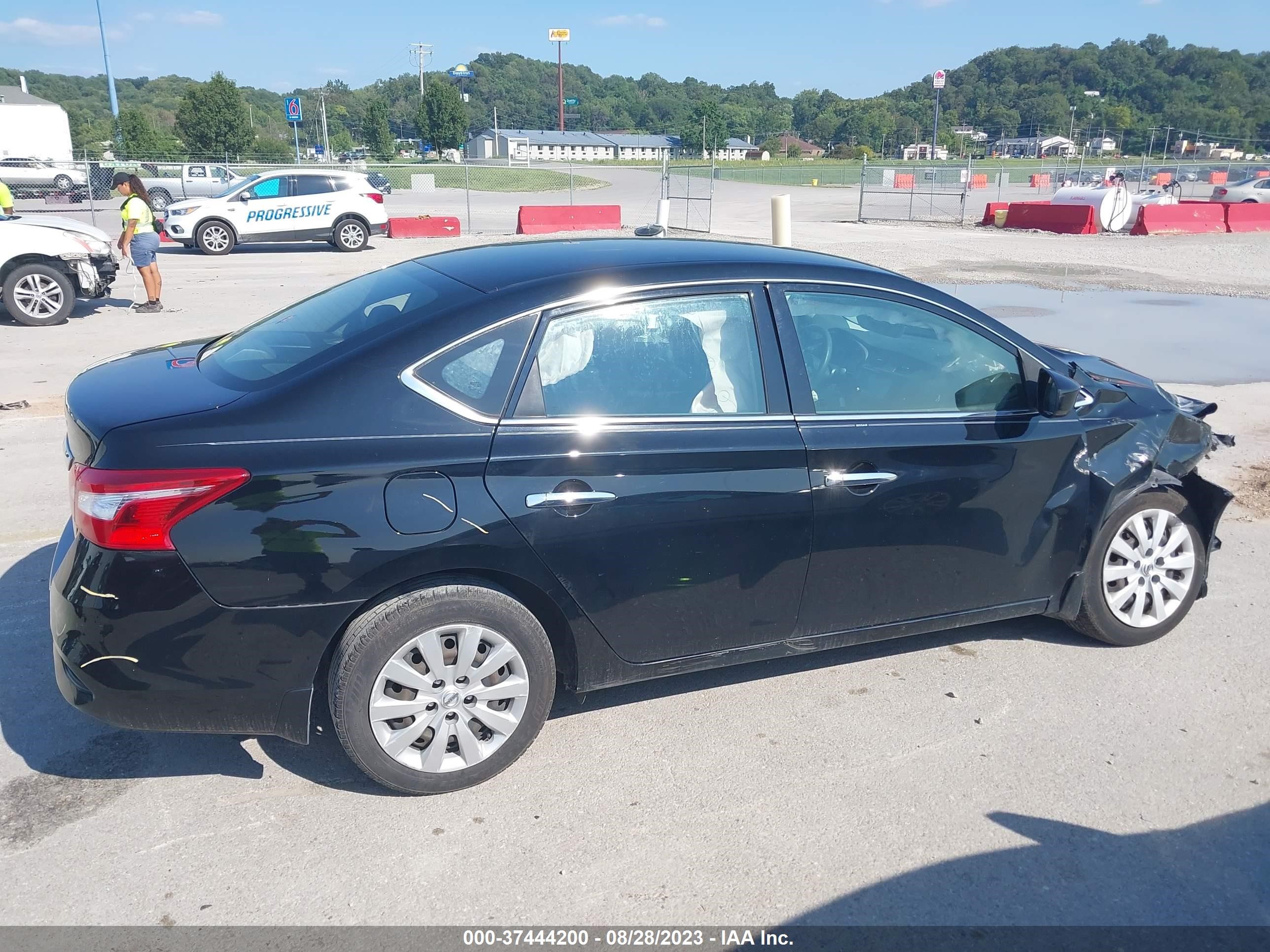 Photo 12 VIN: 3N1AB7AP4KY299278 - NISSAN SENTRA 