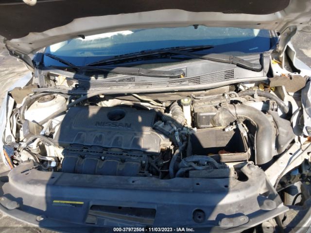 Photo 9 VIN: 3N1AB7AP4KY300400 - NISSAN SENTRA 