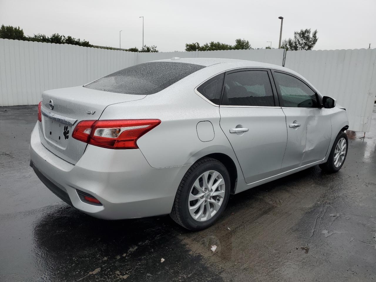 Photo 3 VIN: 3N1AB7AP4KY311784 - NISSAN SENTRA 