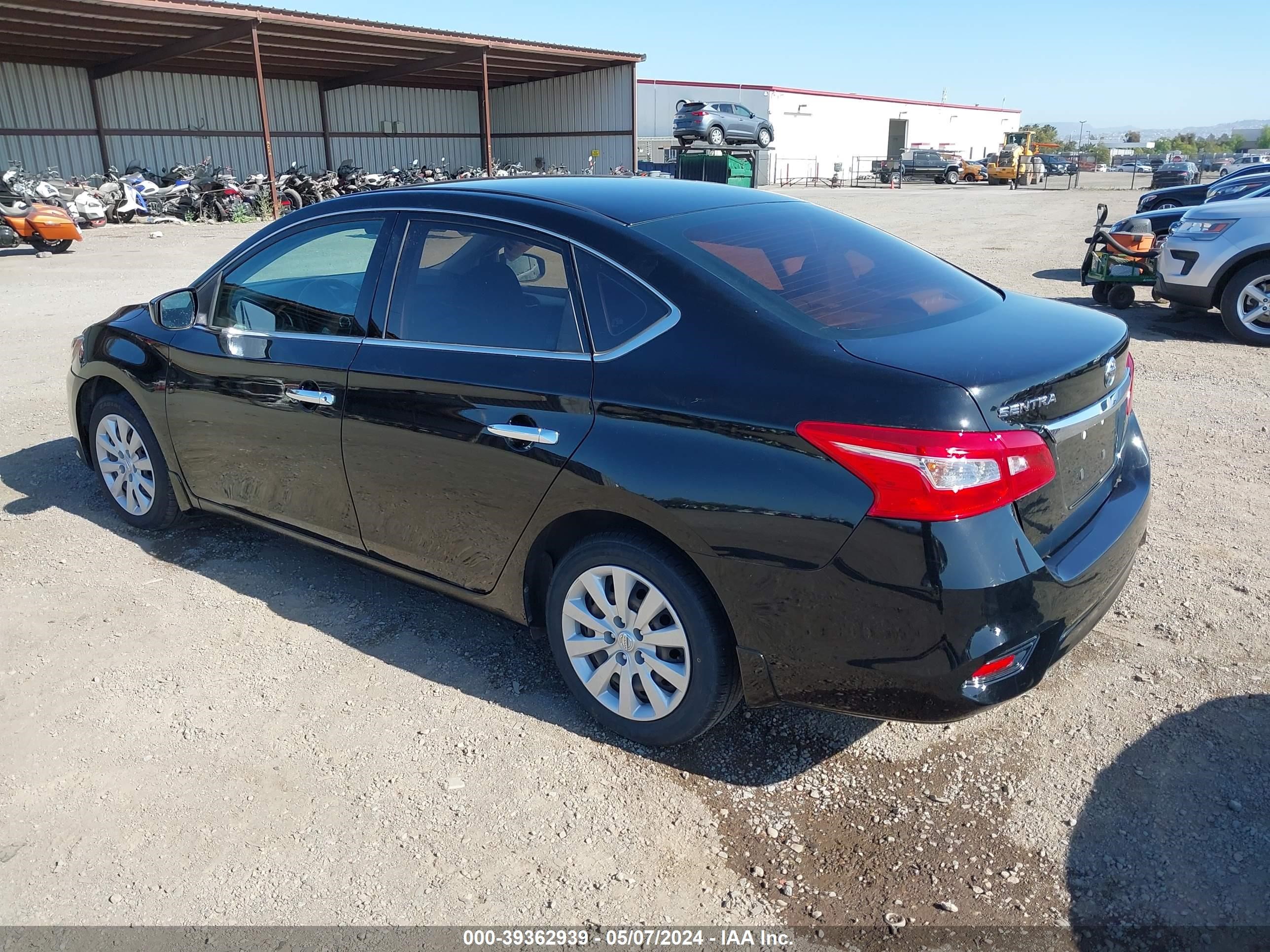 Photo 2 VIN: 3N1AB7AP4KY324776 - NISSAN SENTRA 