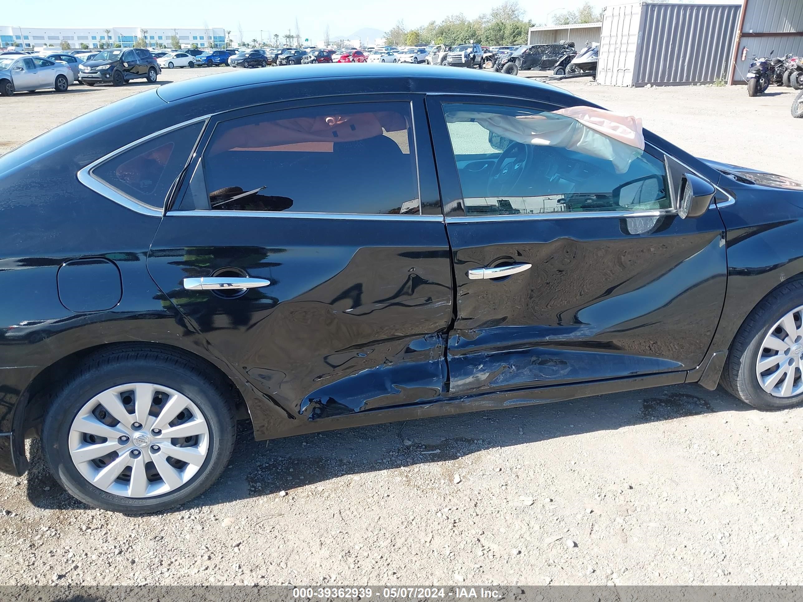 Photo 5 VIN: 3N1AB7AP4KY324776 - NISSAN SENTRA 