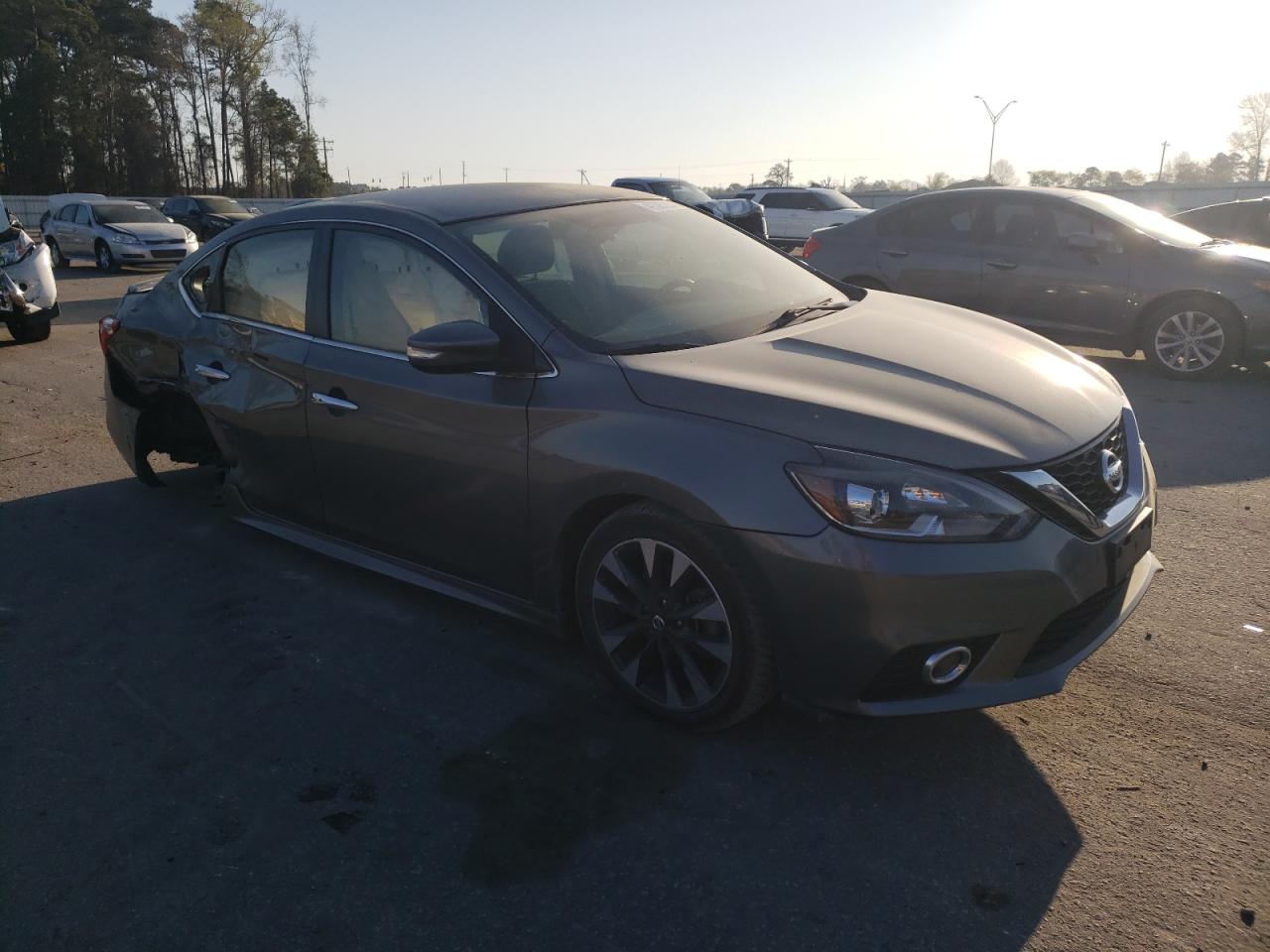 Photo 3 VIN: 3N1AB7AP4KY379986 - NISSAN SENTRA 