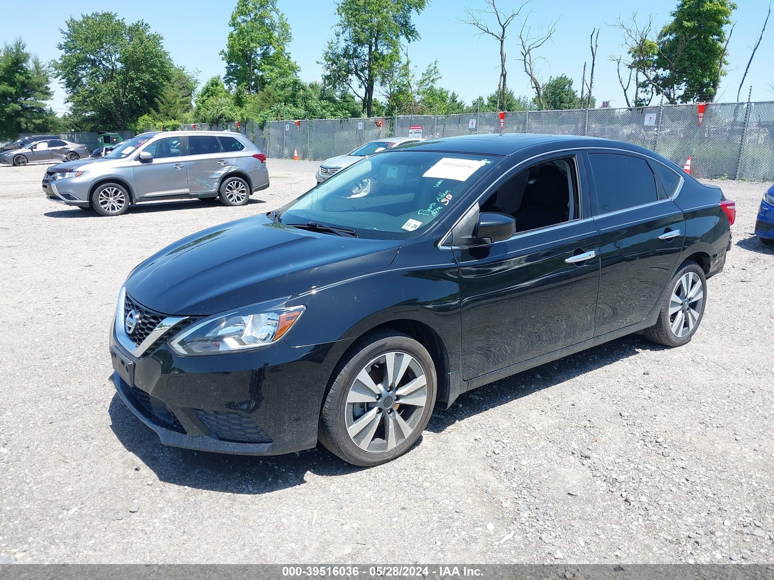 Photo 1 VIN: 3N1AB7AP4KY407186 - NISSAN SENTRA 