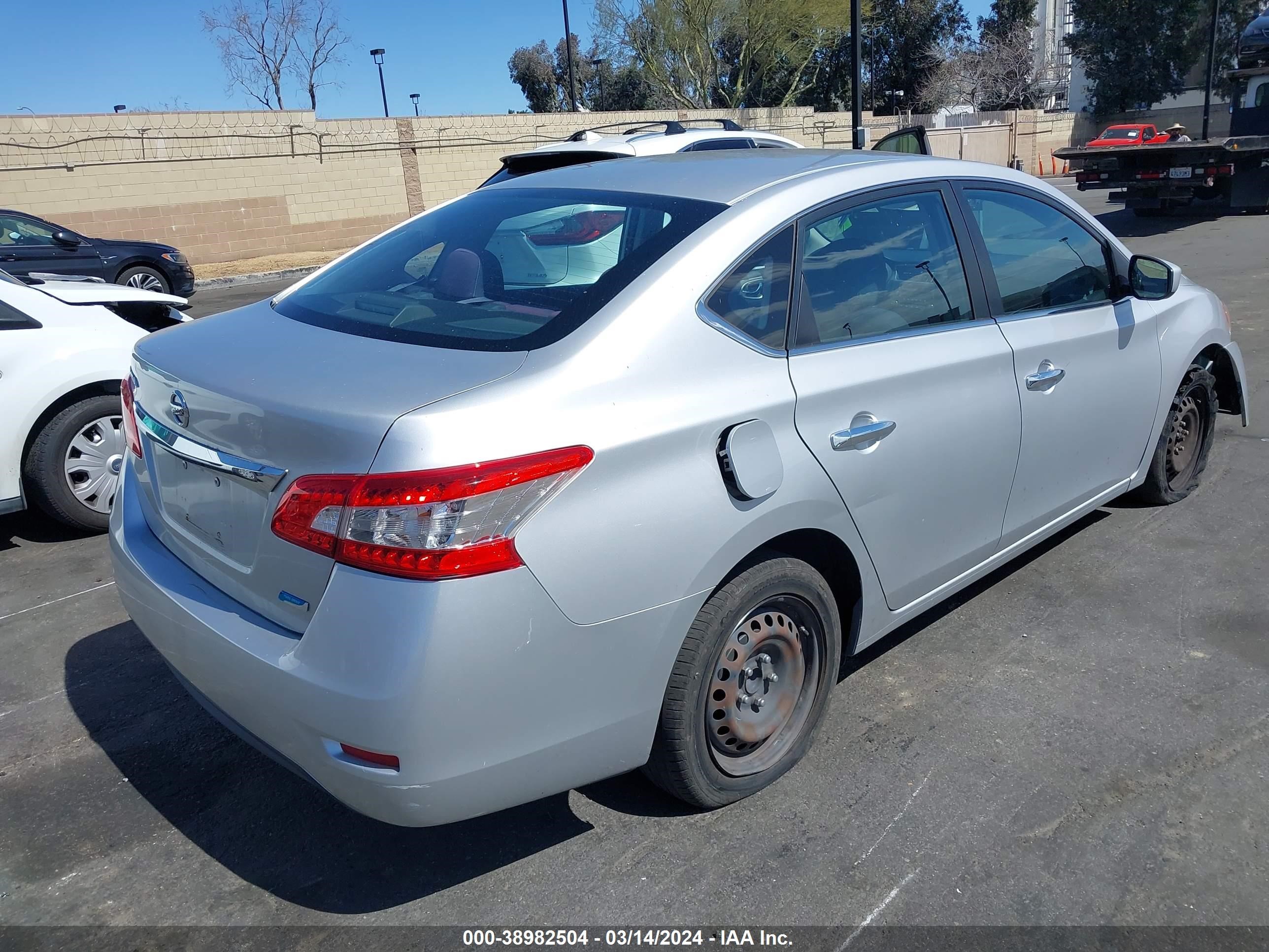 Photo 3 VIN: 3N1AB7AP5EY233763 - NISSAN SENTRA 