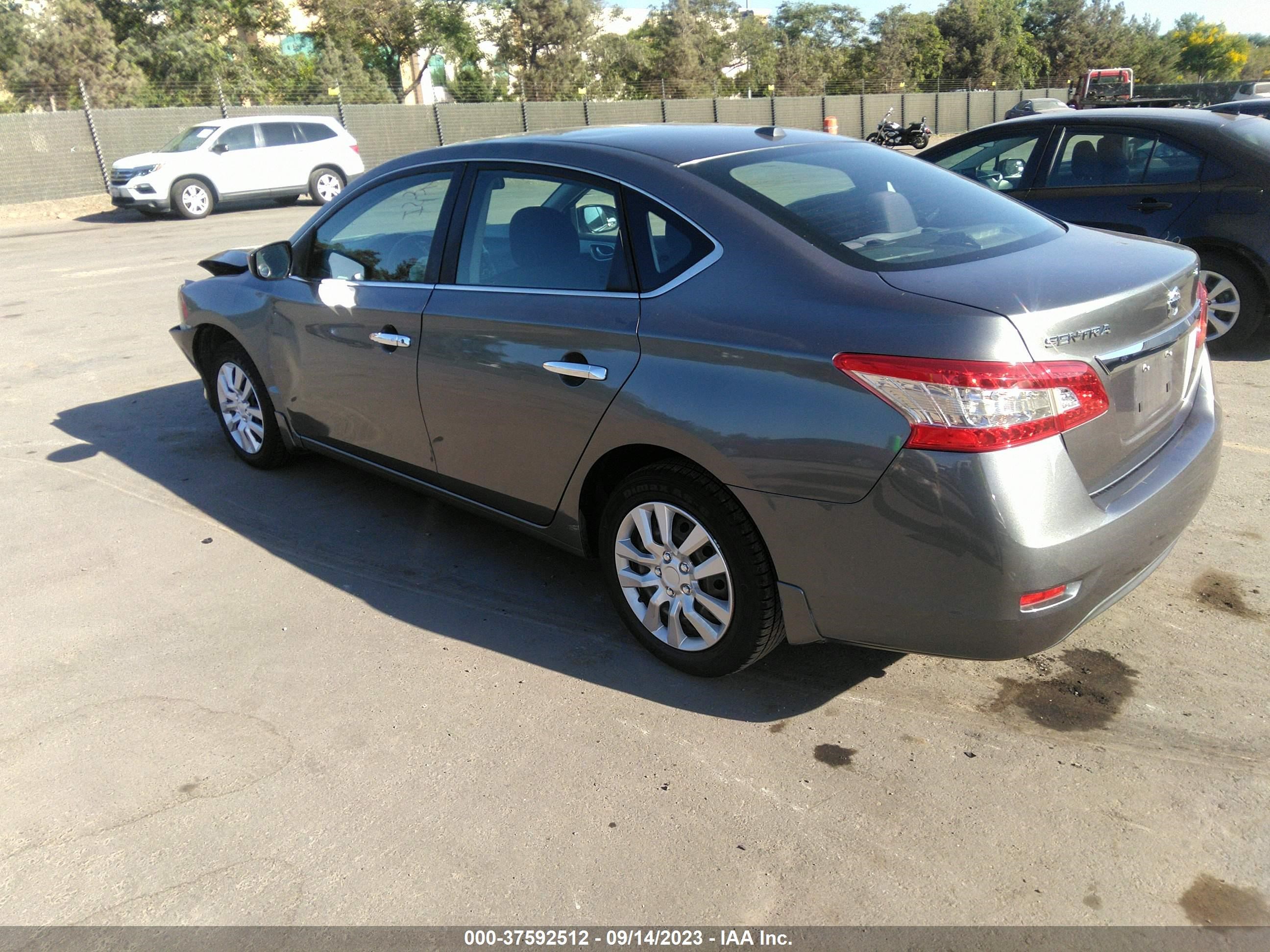 Photo 2 VIN: 3N1AB7AP5FY350079 - NISSAN SENTRA 