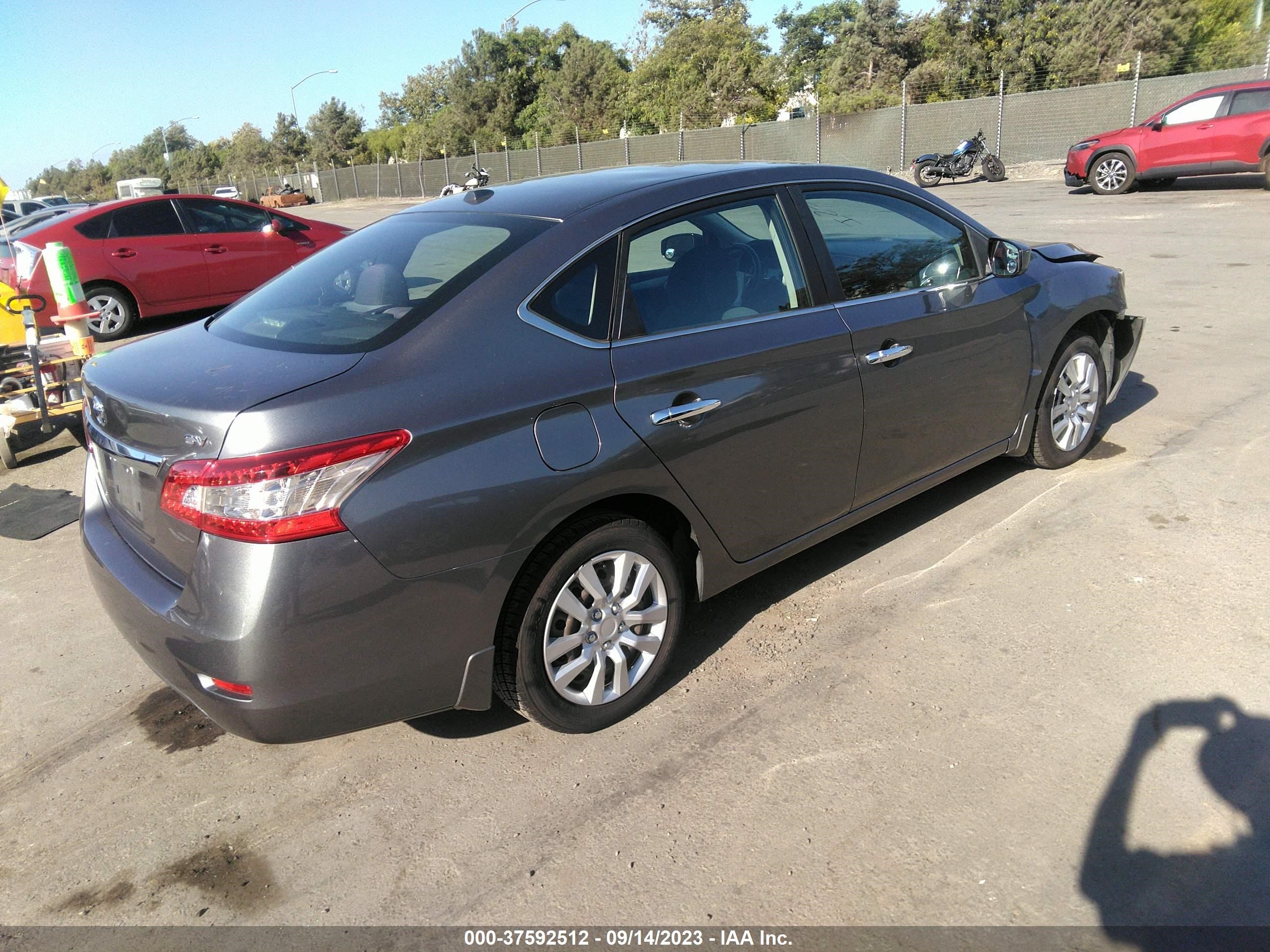 Photo 3 VIN: 3N1AB7AP5FY350079 - NISSAN SENTRA 