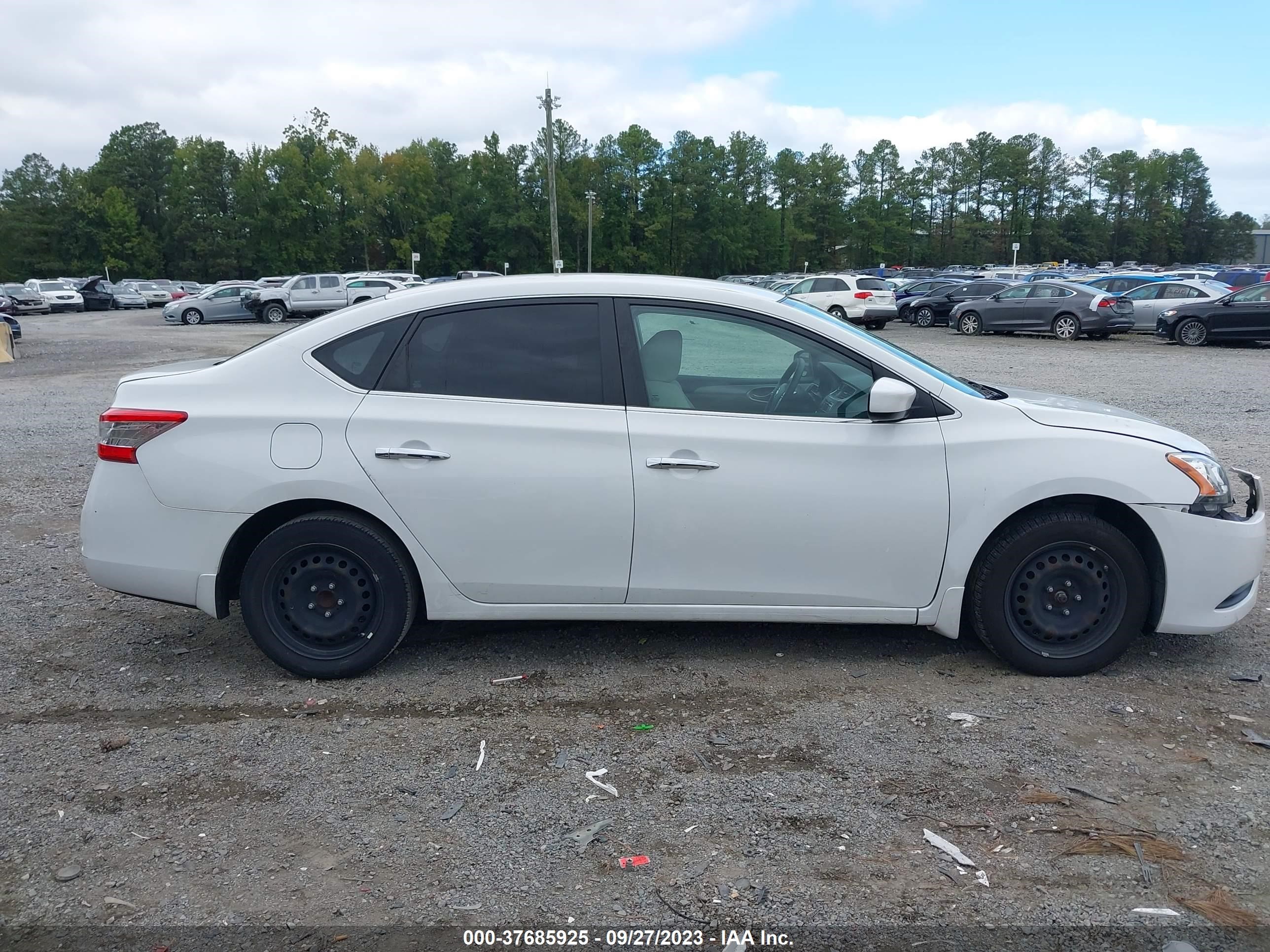 Photo 12 VIN: 3N1AB7AP5FY376472 - NISSAN SENTRA 