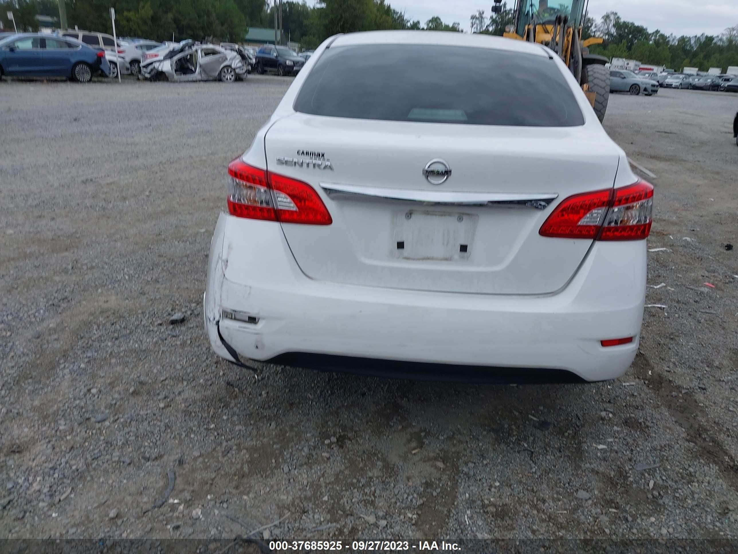 Photo 15 VIN: 3N1AB7AP5FY376472 - NISSAN SENTRA 