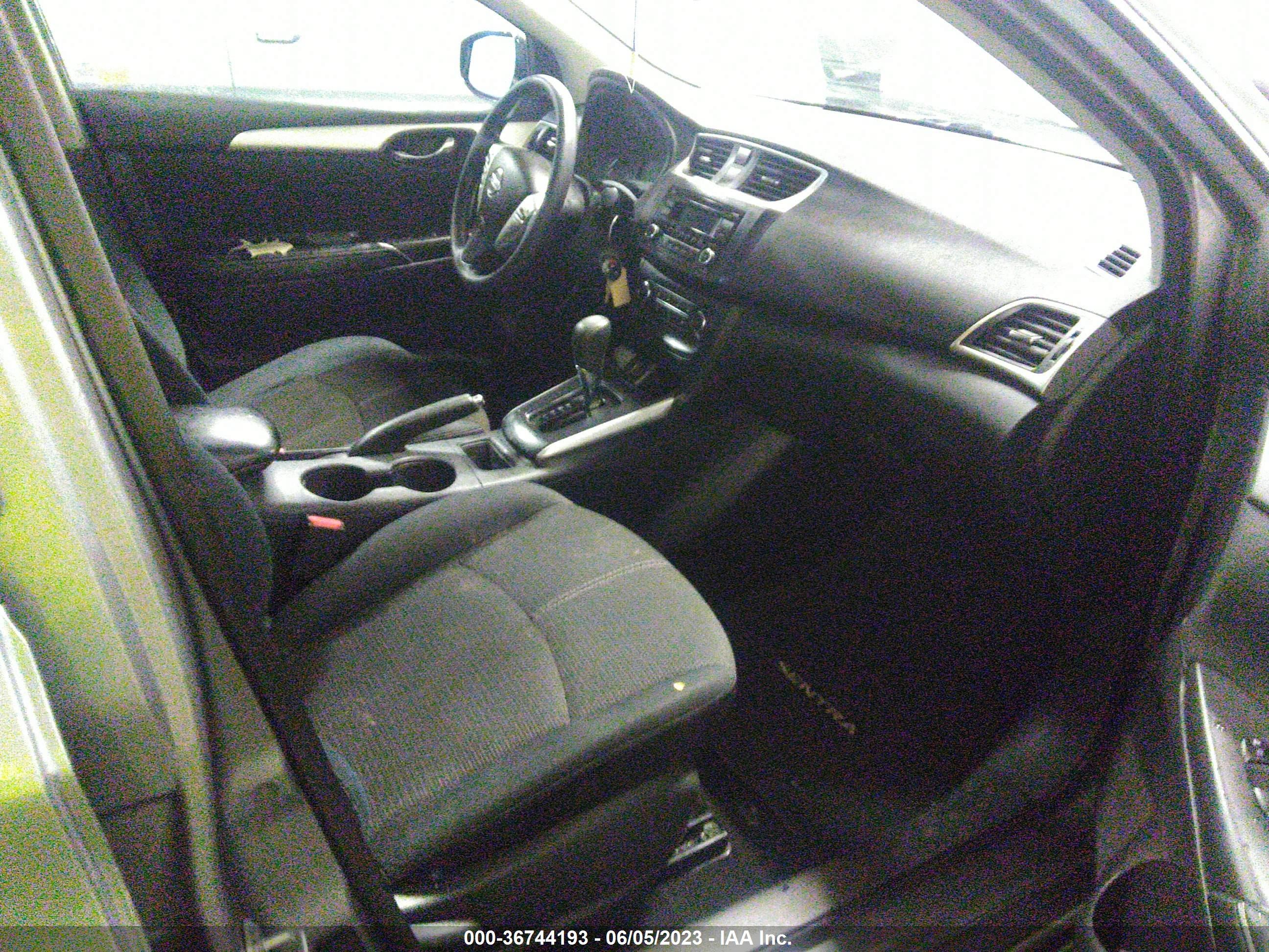 Photo 4 VIN: 3N1AB7AP5HY285012 - NISSAN SENTRA 