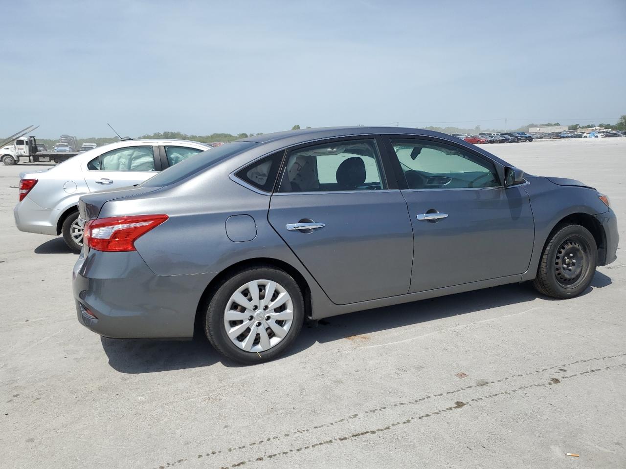 Photo 2 VIN: 3N1AB7AP5HY350358 - NISSAN SENTRA 