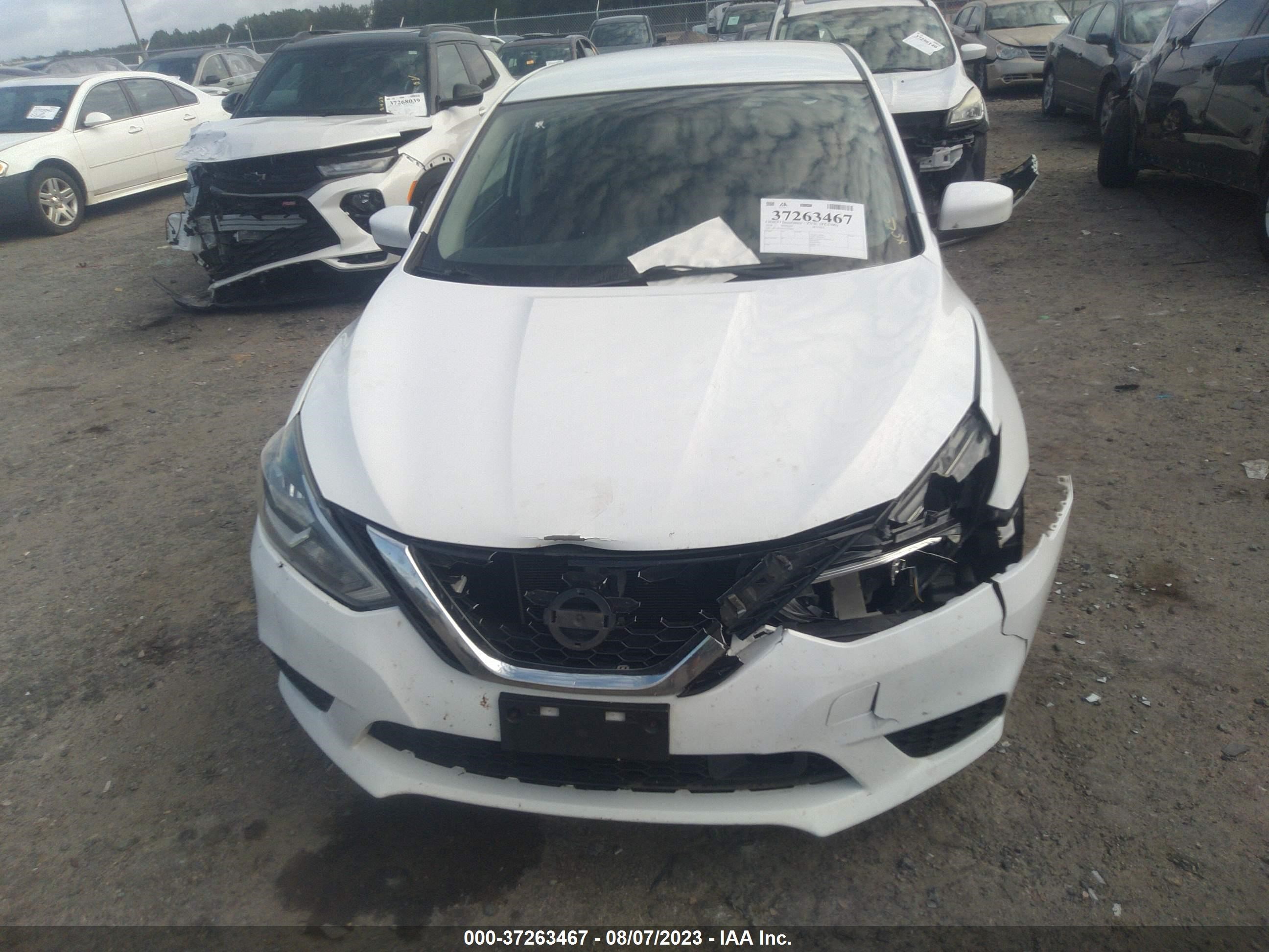 Photo 11 VIN: 3N1AB7AP5JY329404 - NISSAN SENTRA 