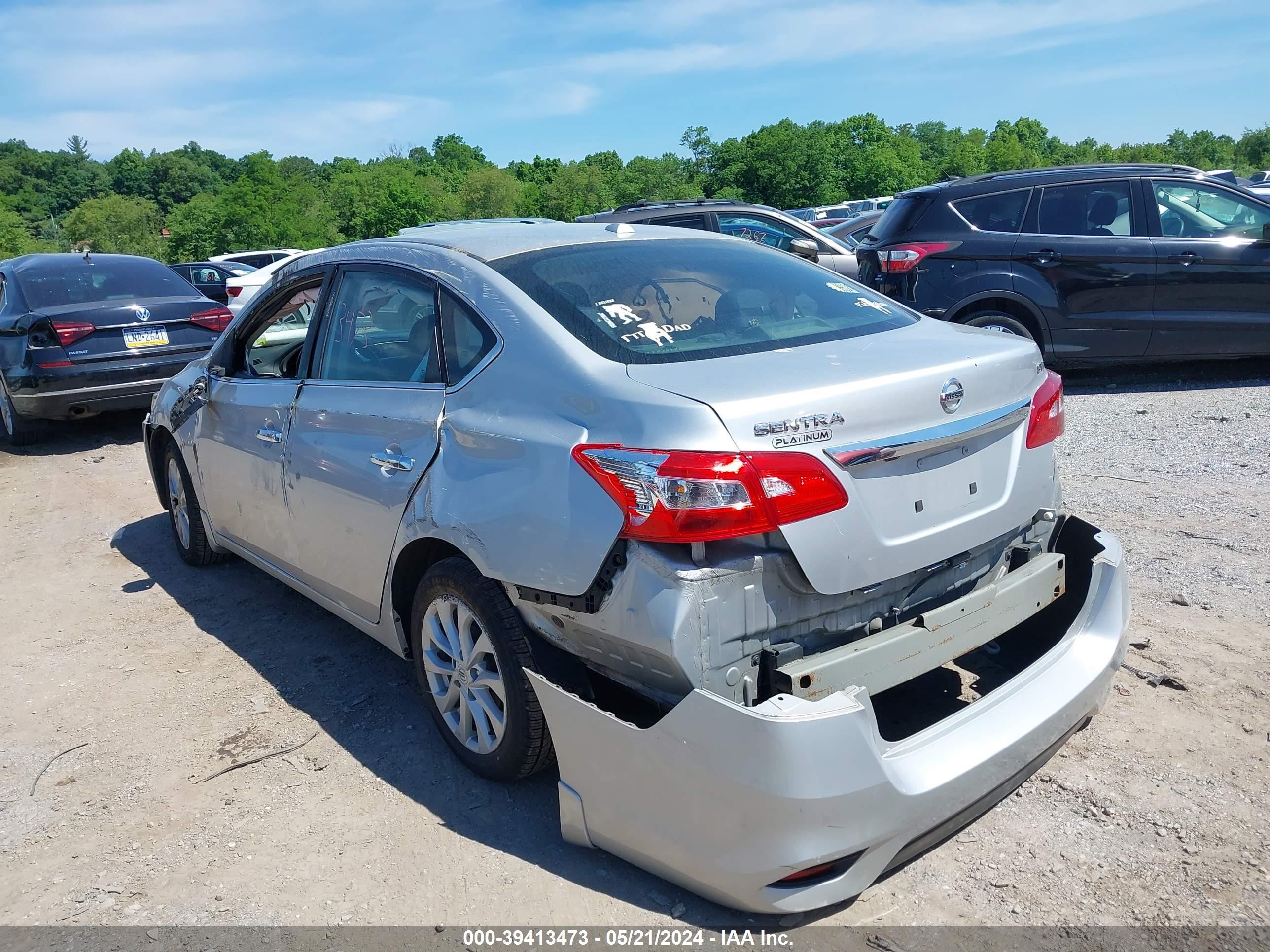 Photo 2 VIN: 3N1AB7AP5KY221995 - NISSAN SENTRA 