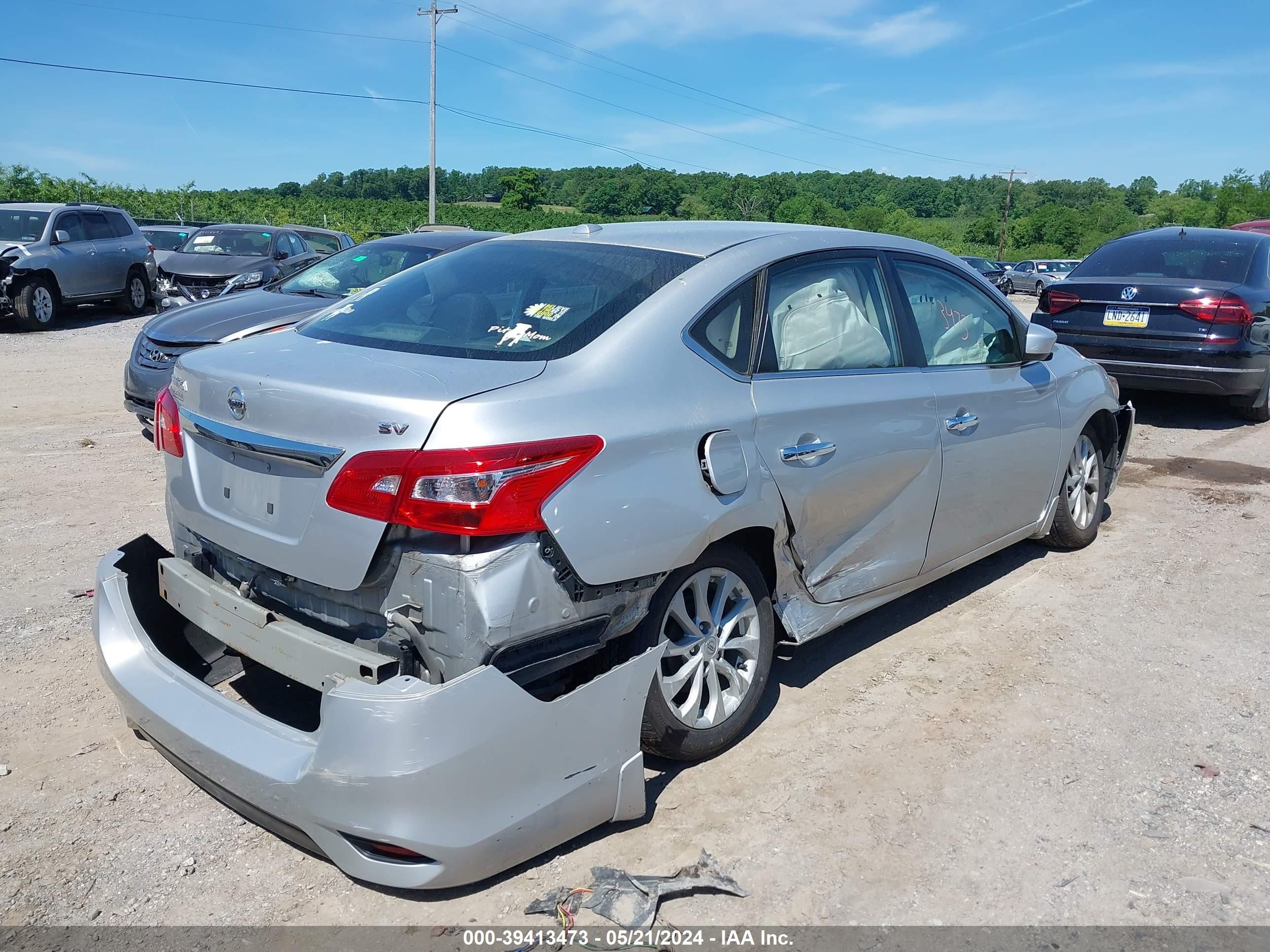 Photo 3 VIN: 3N1AB7AP5KY221995 - NISSAN SENTRA 