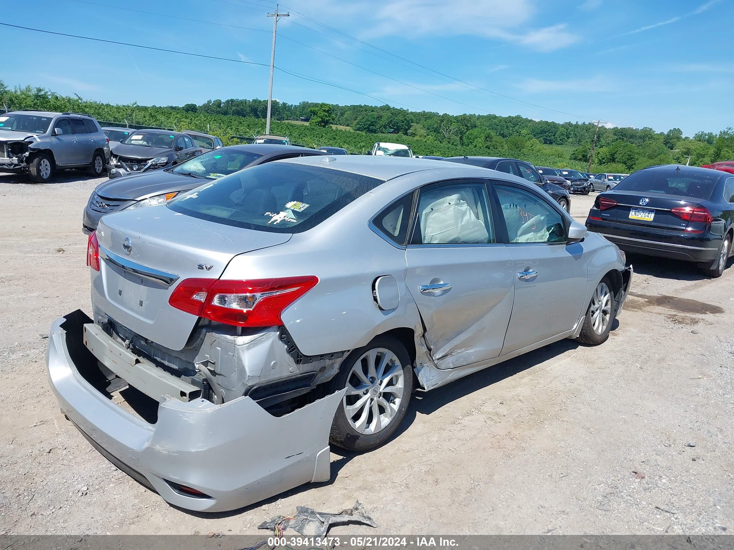 Photo 5 VIN: 3N1AB7AP5KY221995 - NISSAN SENTRA 