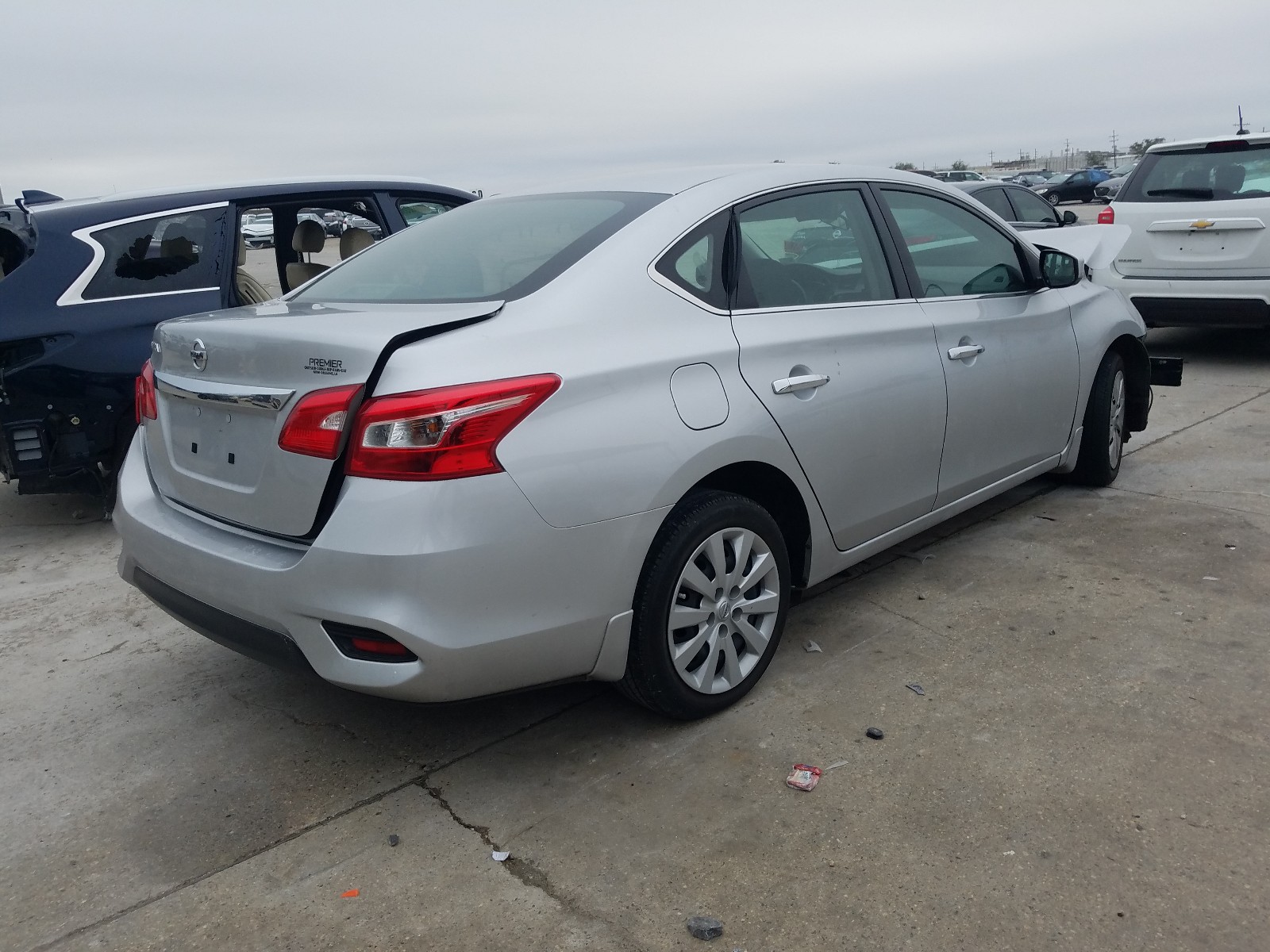 Photo 3 VIN: 3N1AB7AP5KY247531 - NISSAN SENTRA S 