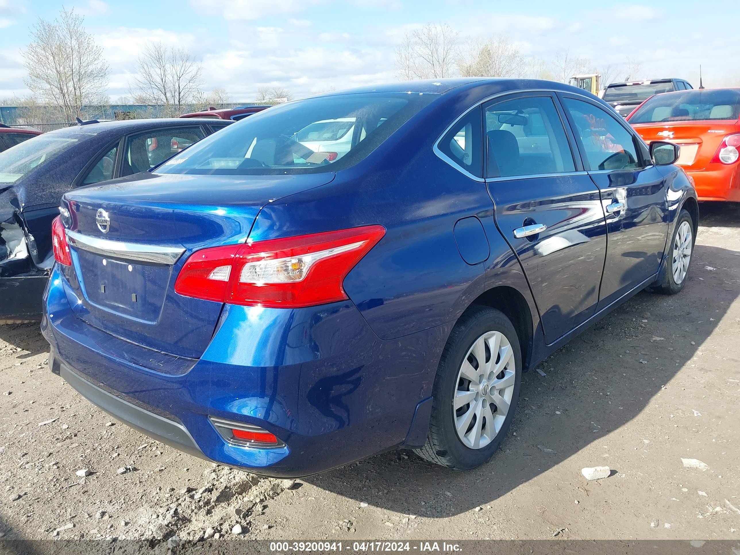 Photo 3 VIN: 3N1AB7AP5KY253555 - NISSAN SENTRA 