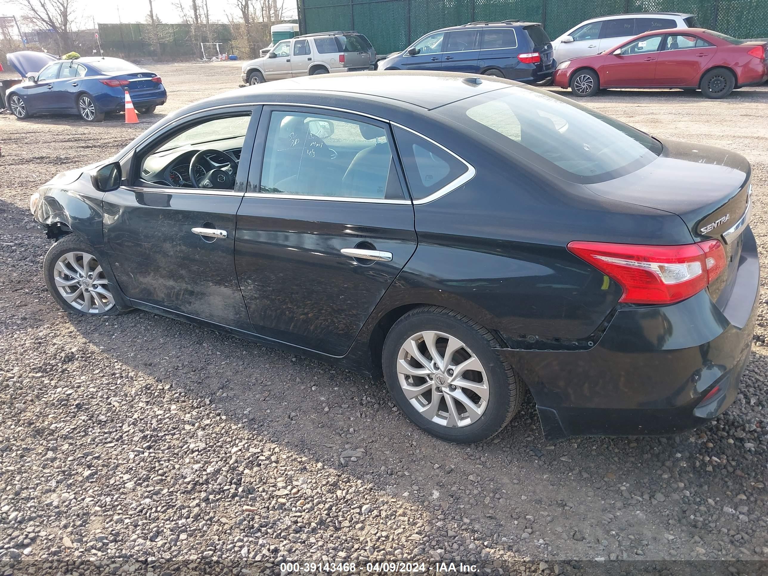 Photo 2 VIN: 3N1AB7AP5KY275393 - NISSAN SENTRA 