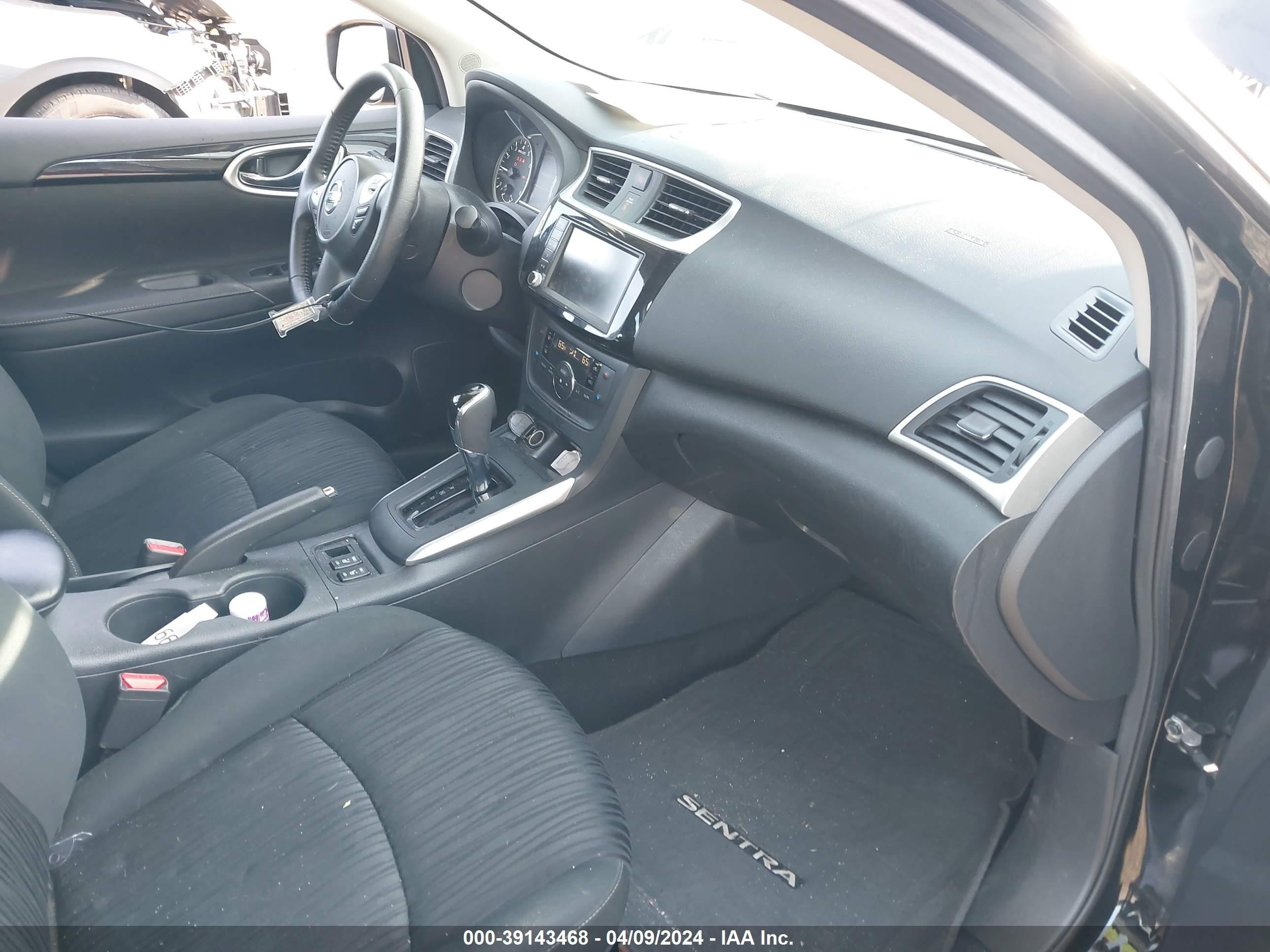 Photo 4 VIN: 3N1AB7AP5KY275393 - NISSAN SENTRA 