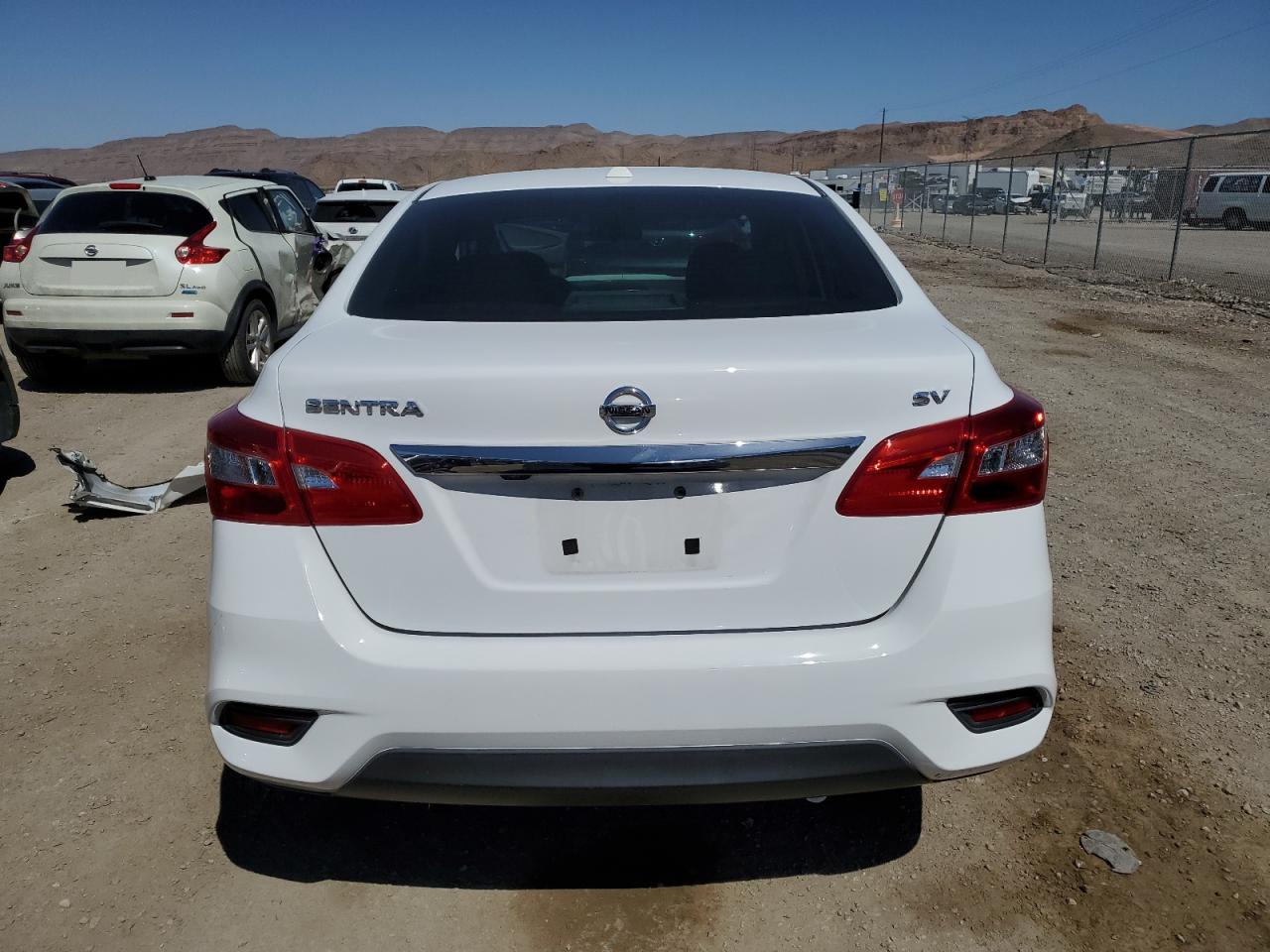 Photo 5 VIN: 3N1AB7AP5KY285647 - NISSAN SENTRA 