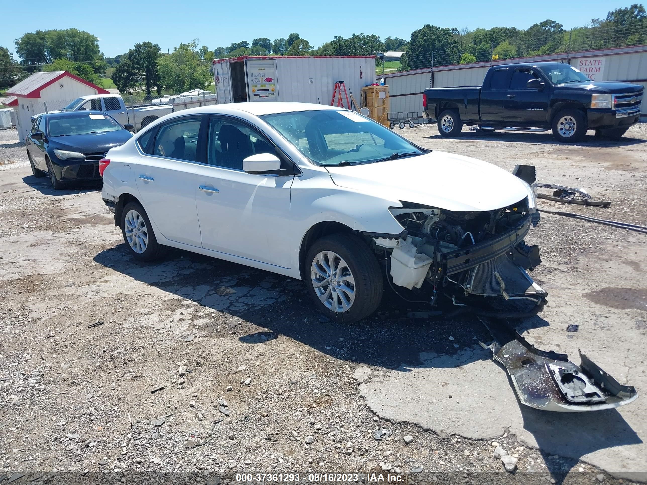 Photo 0 VIN: 3N1AB7AP5KY312765 - NISSAN SENTRA 