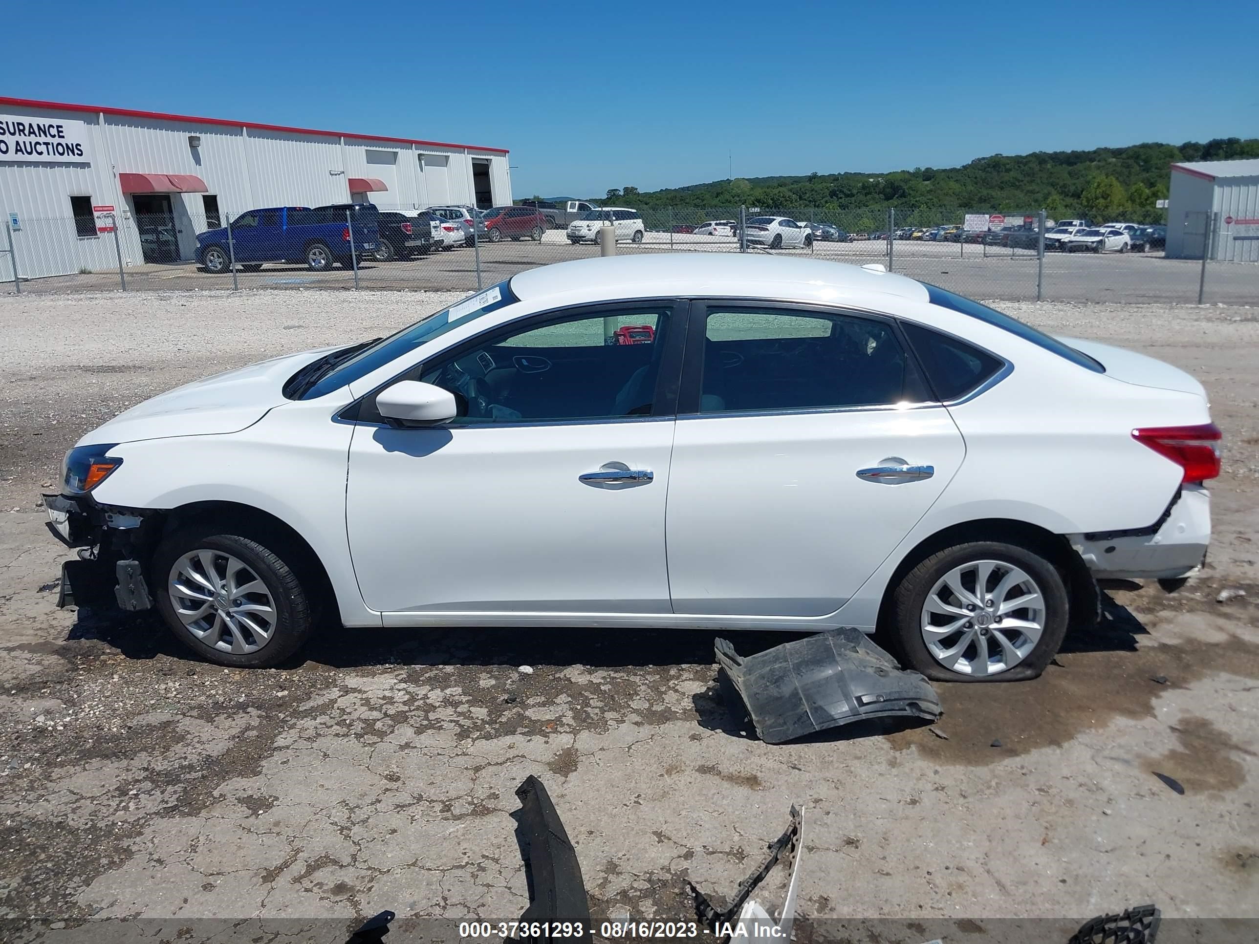 Photo 14 VIN: 3N1AB7AP5KY312765 - NISSAN SENTRA 