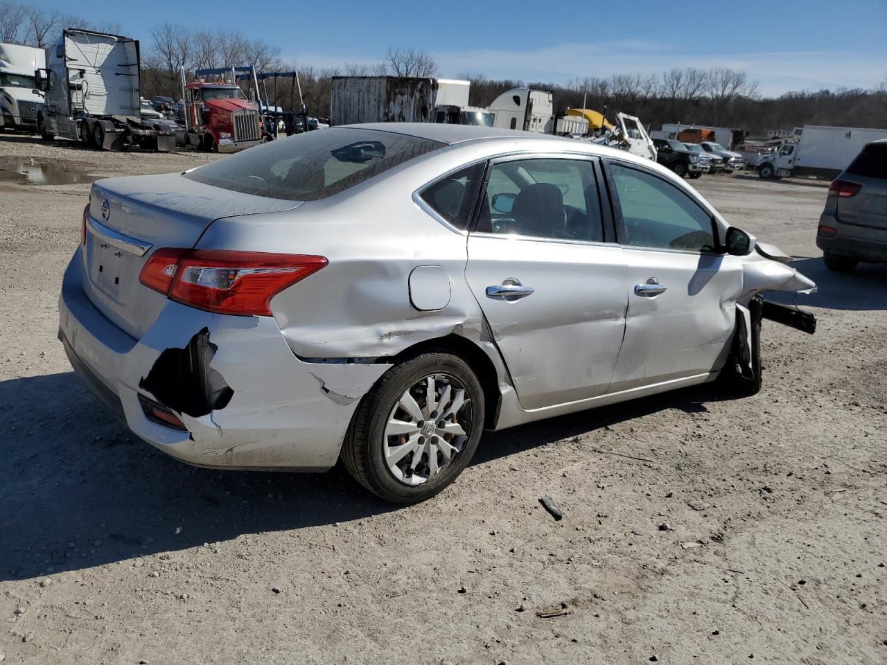 Photo 2 VIN: 3N1AB7AP5KY353641 - NISSAN SENTRA 